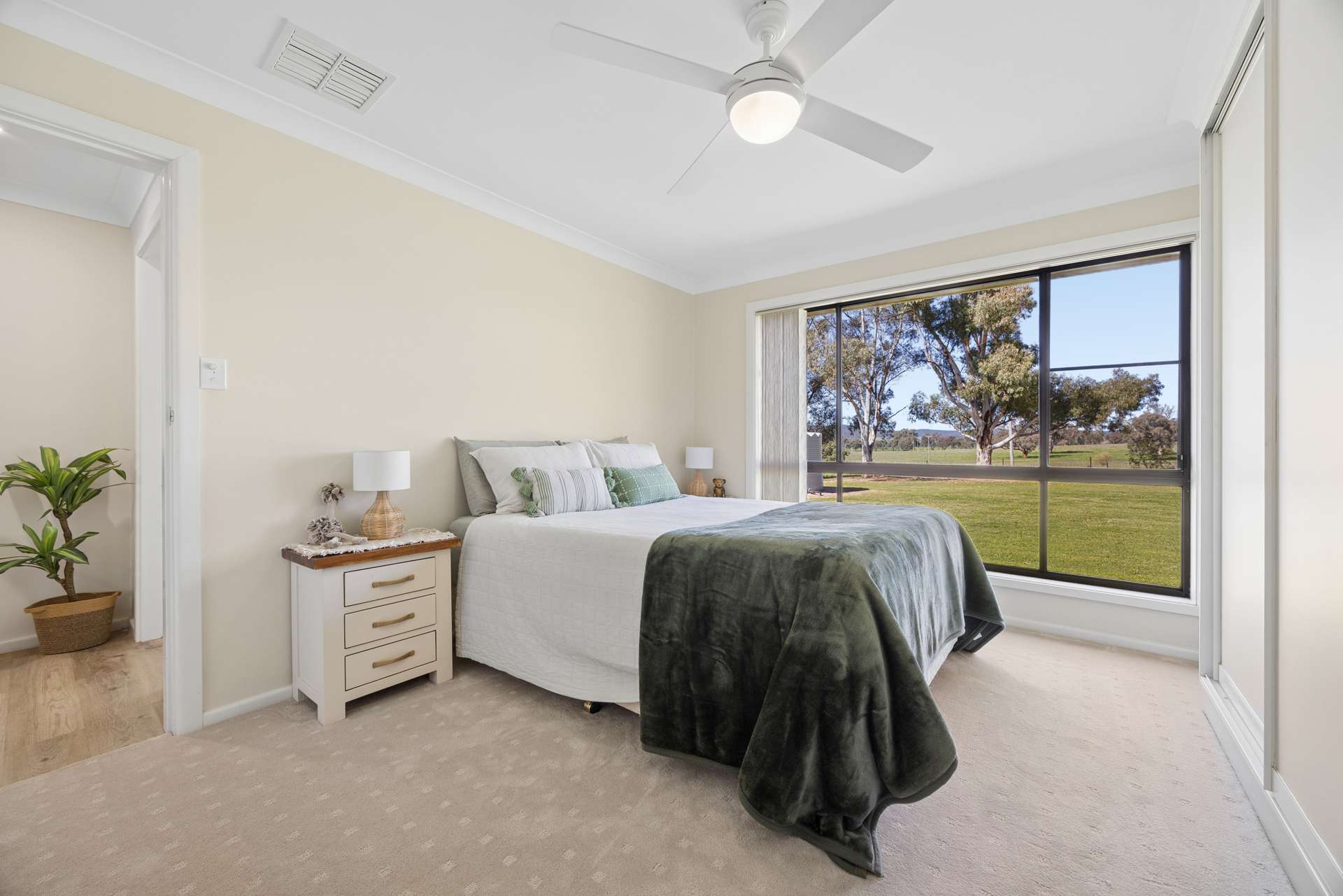 3280 Murringo Road, Young Auction by Farmbuy.com - image 8