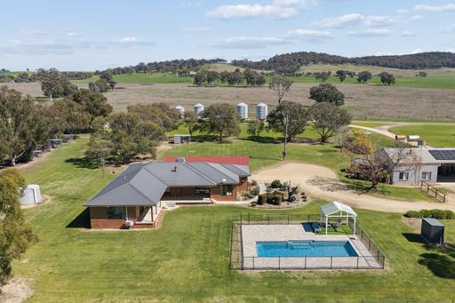 Farm Auction - NSW - Young - 2594 - "Oakbank" - Turn the Key to your Own Fattening Operation 
