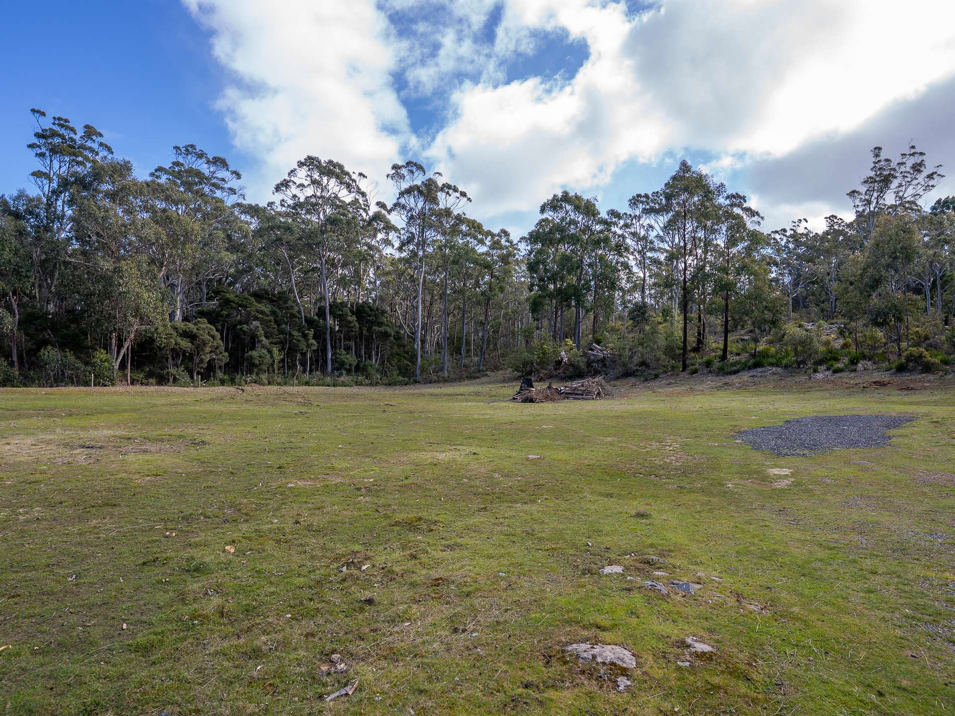 213 Wrenswood Drive, Quoiba For Sale by Farmbuy.com - image 3