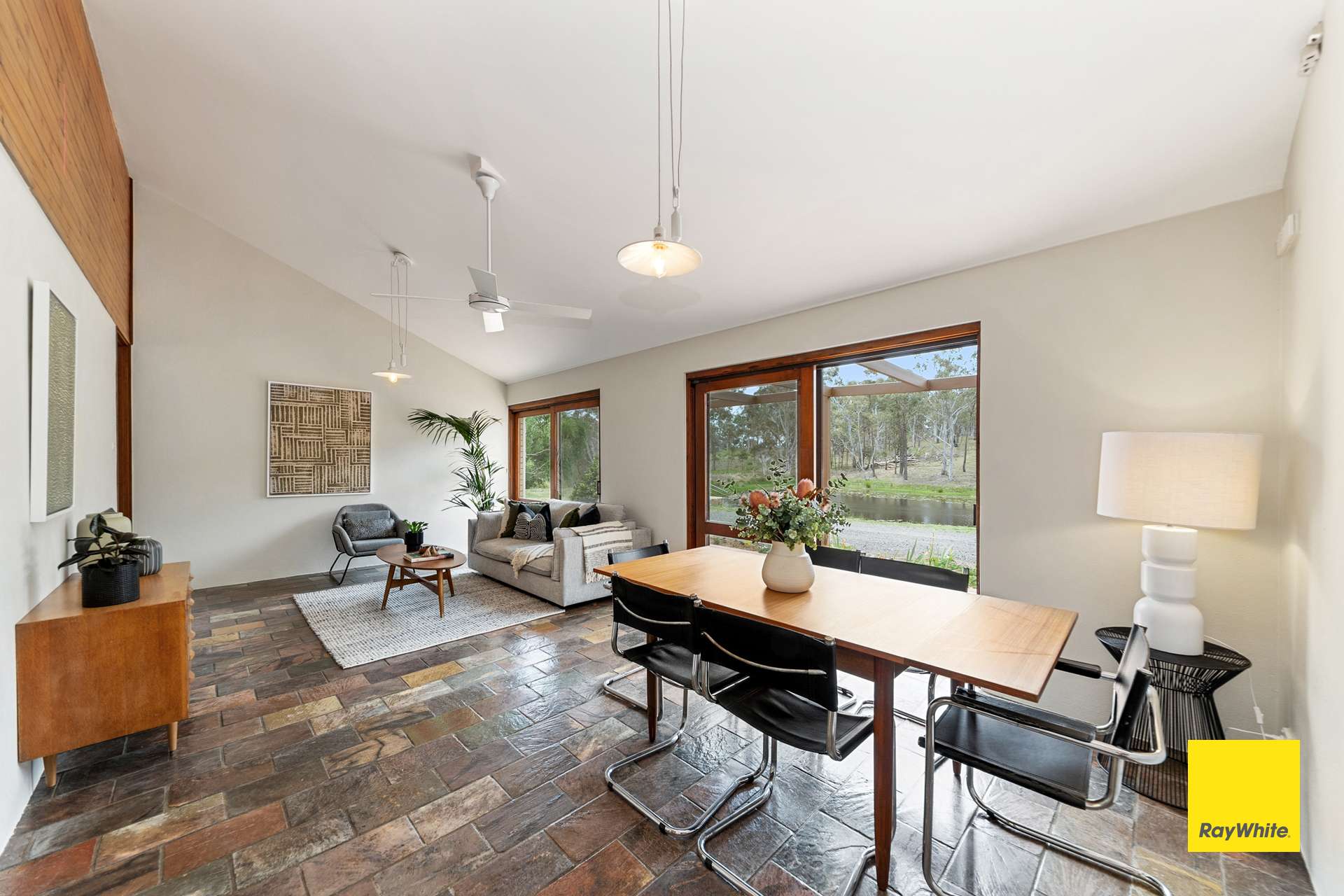 84 Canning Close, Wamboin For Sale by Farmbuy.com - image 2