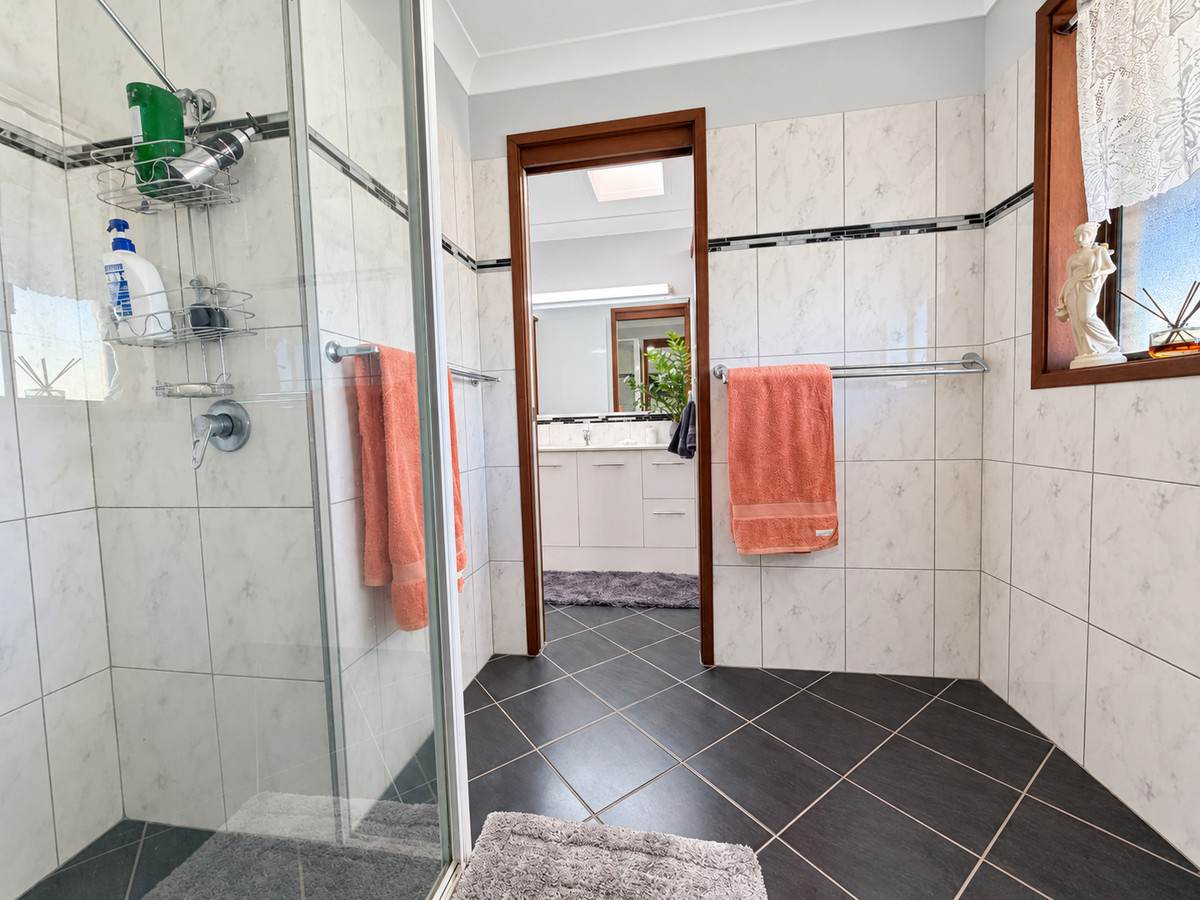 10 Pine Hill Road, Gunnedah For Sale by Farmbuy.com - image 12