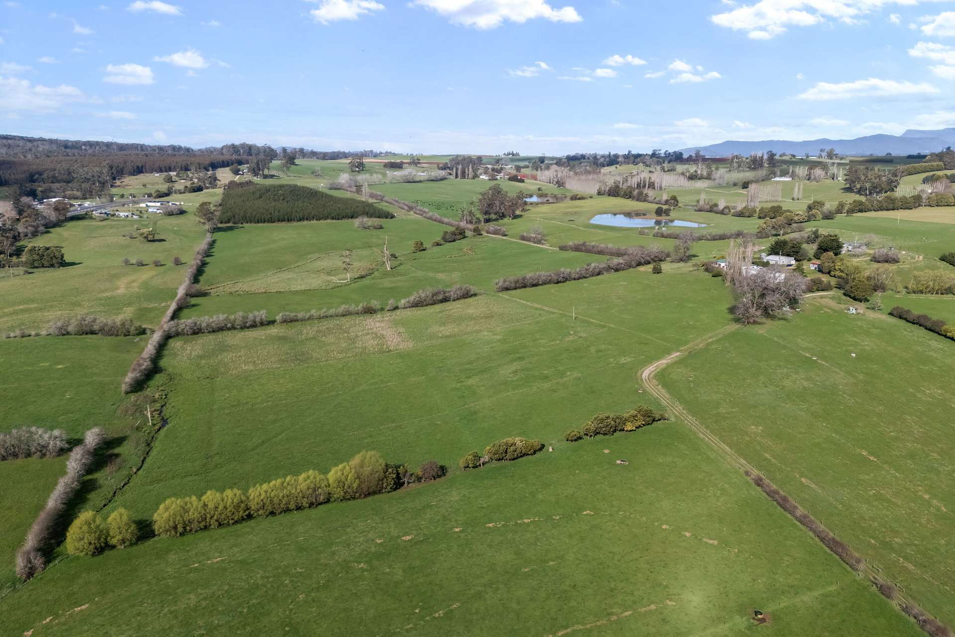 5329 Bass Highway, Deloraine For Sale by Farmbuy.com - image 18