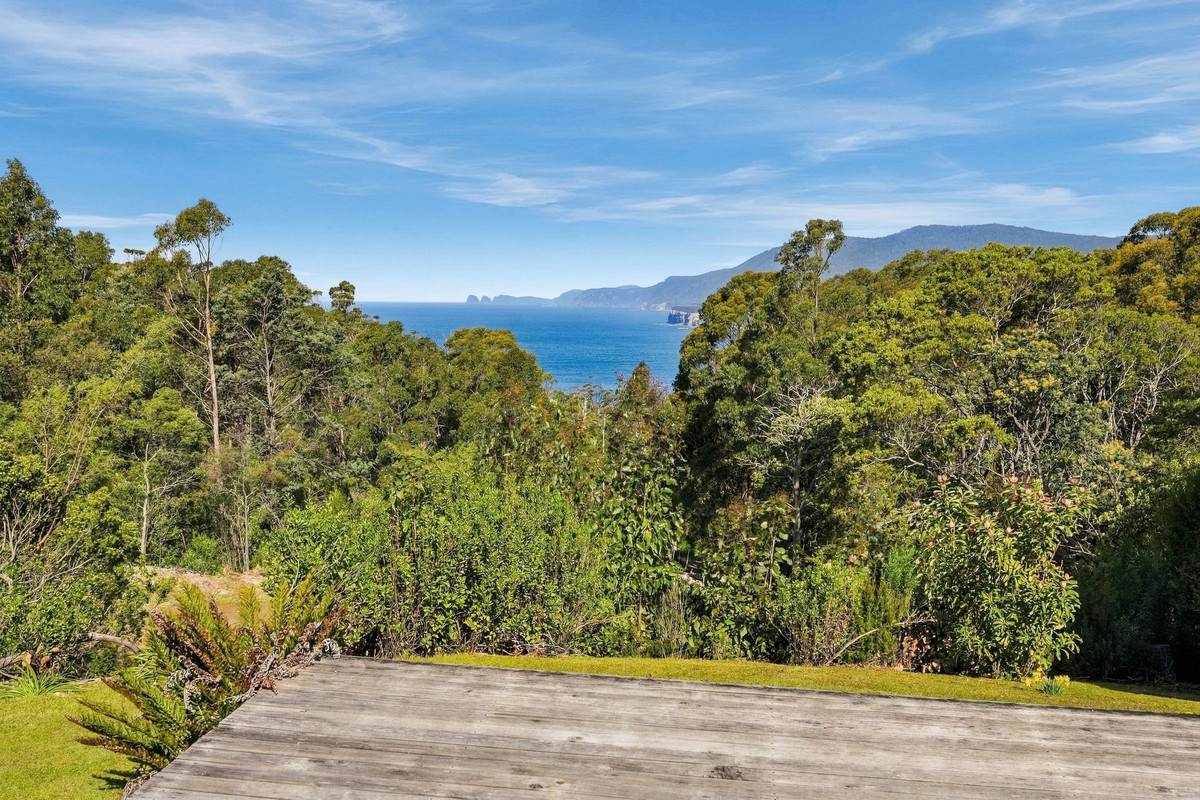 139 Pirates Bay Drive, Eaglehawk Neck For Sale by Farmbuy.com - image 18