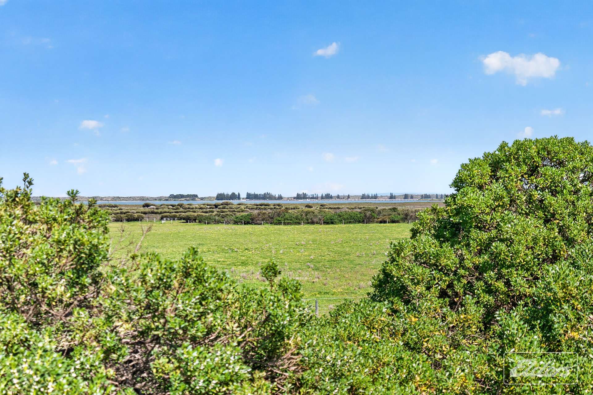 155 Monument Road, Hindmarsh Island For Sale by Farmbuy.com - image 3