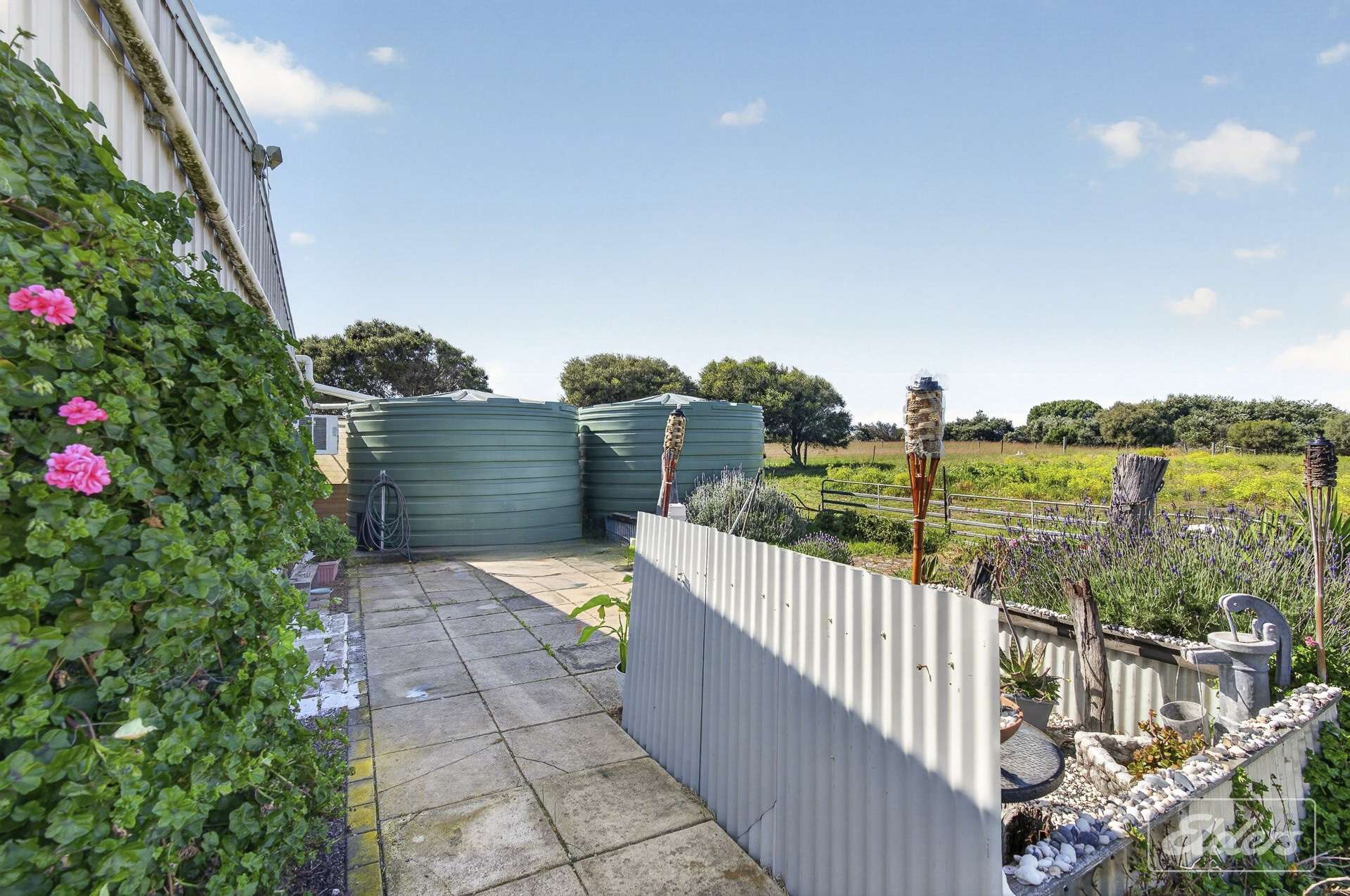 155 Monument Road, Hindmarsh Island For Sale by Farmbuy.com - image 10
