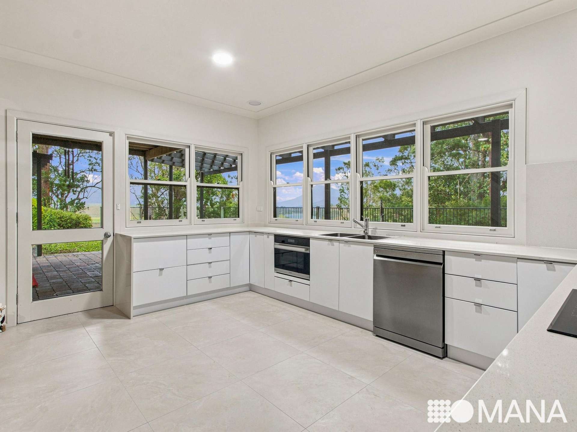 6 Hope Street, Bray Park For Sale by Farmbuy.com - image 18