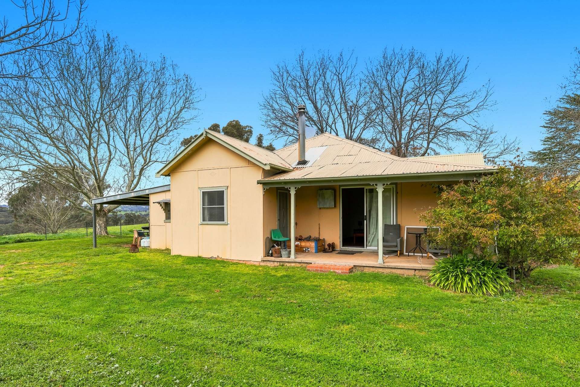 1079 Reg Hailstone Way, Woodstock Auction by Farmbuy.com - image 32