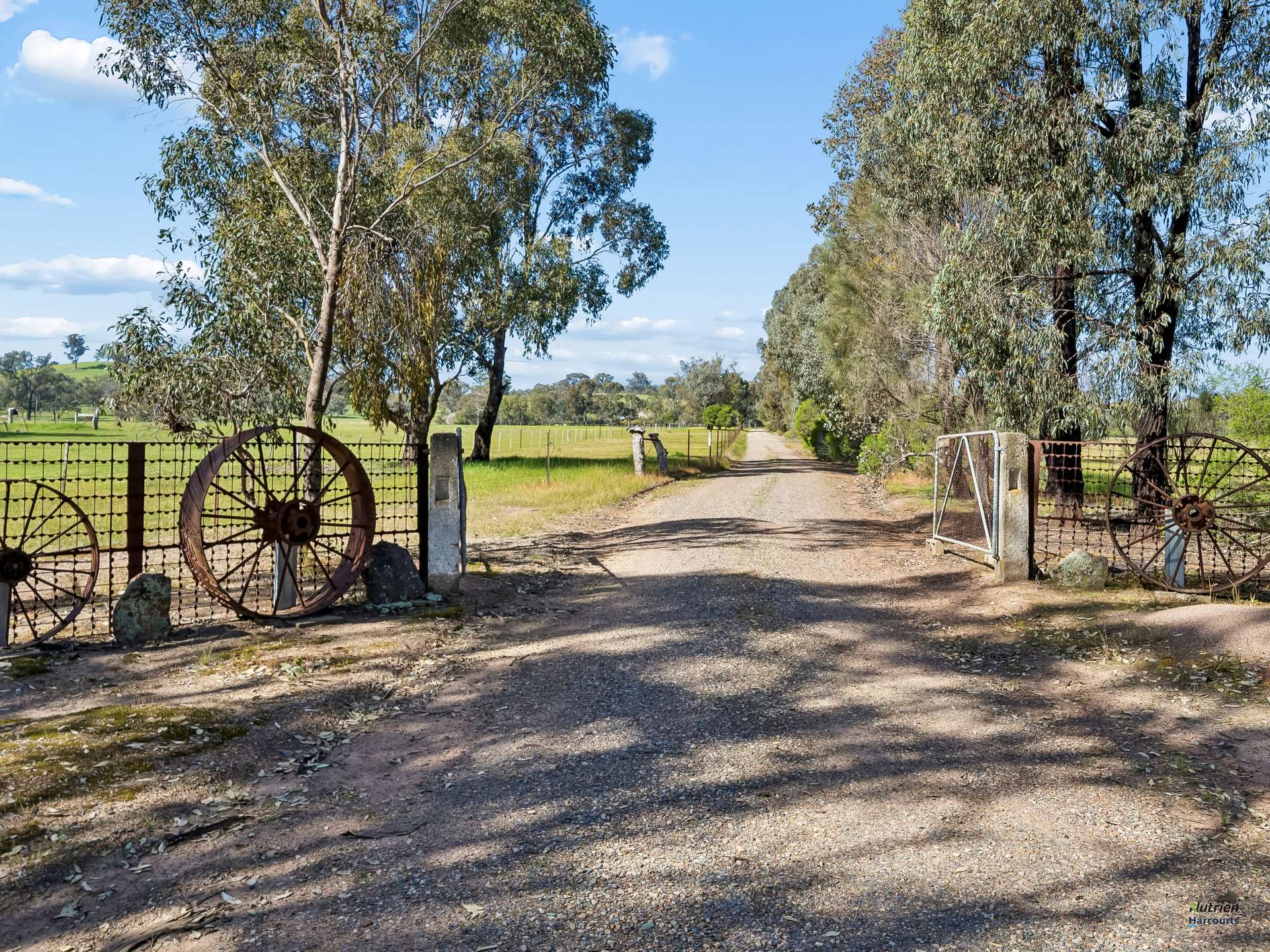 1924 Benalla Yarrawonga Road, Bungeet West For Sale by Farmbuy.com - image 25