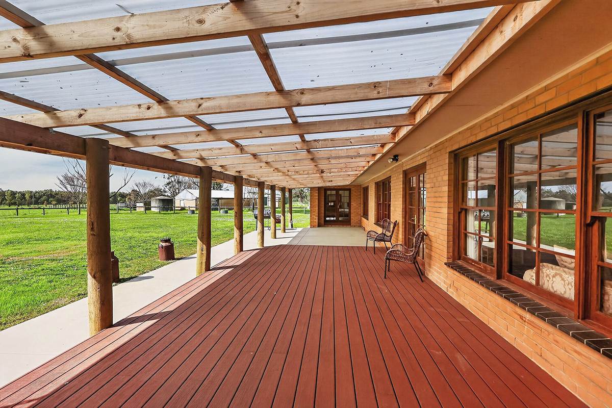 'Oak Park' 652 Myamyn-Macarthur Road, Breakaway Creek For Sale by Farmbuy.com - image 3