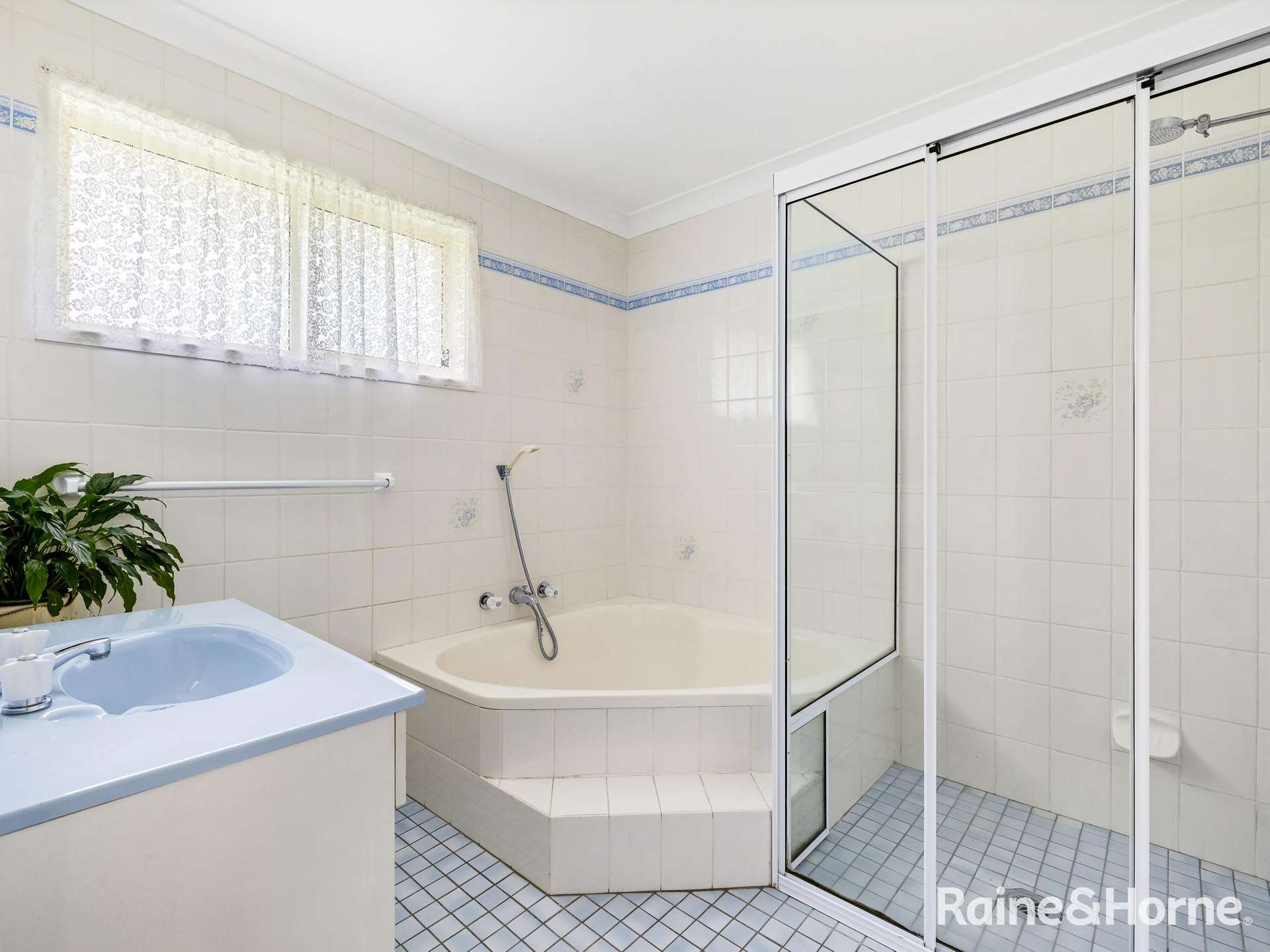 1557 Mid Western Highway, Evans Plains For Sale by Farmbuy.com - image 16