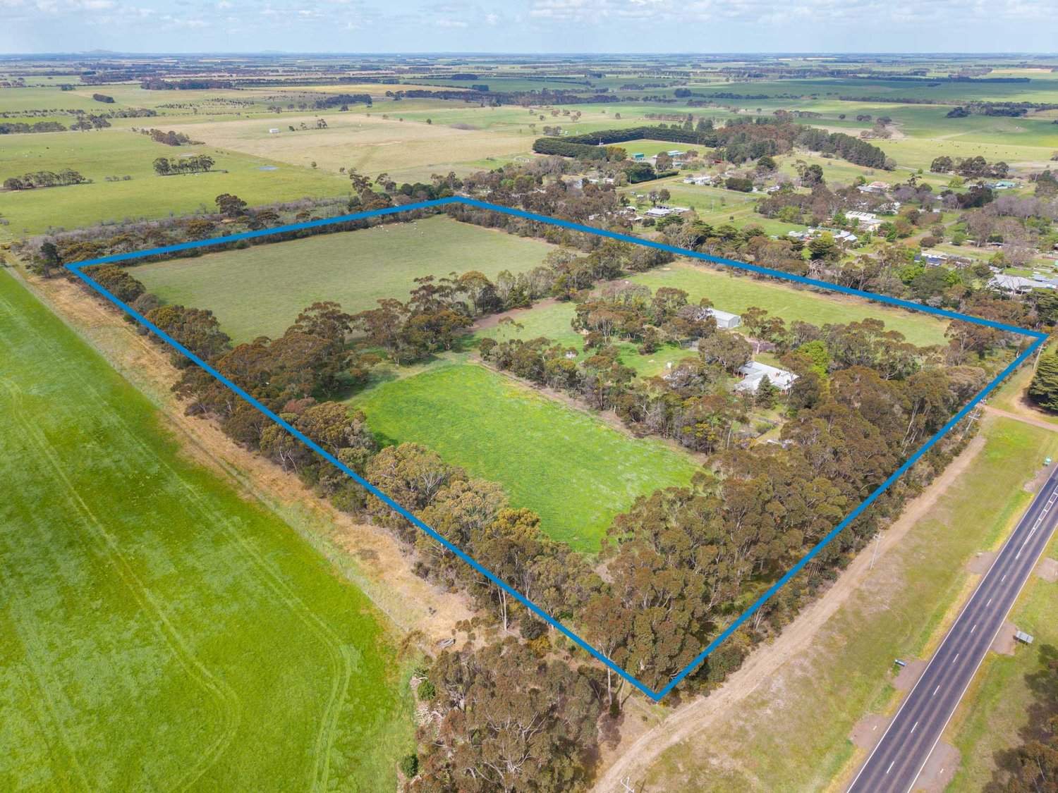 3118 Hamilton Highway, Caramut For Sale by Farmbuy.com - image 32