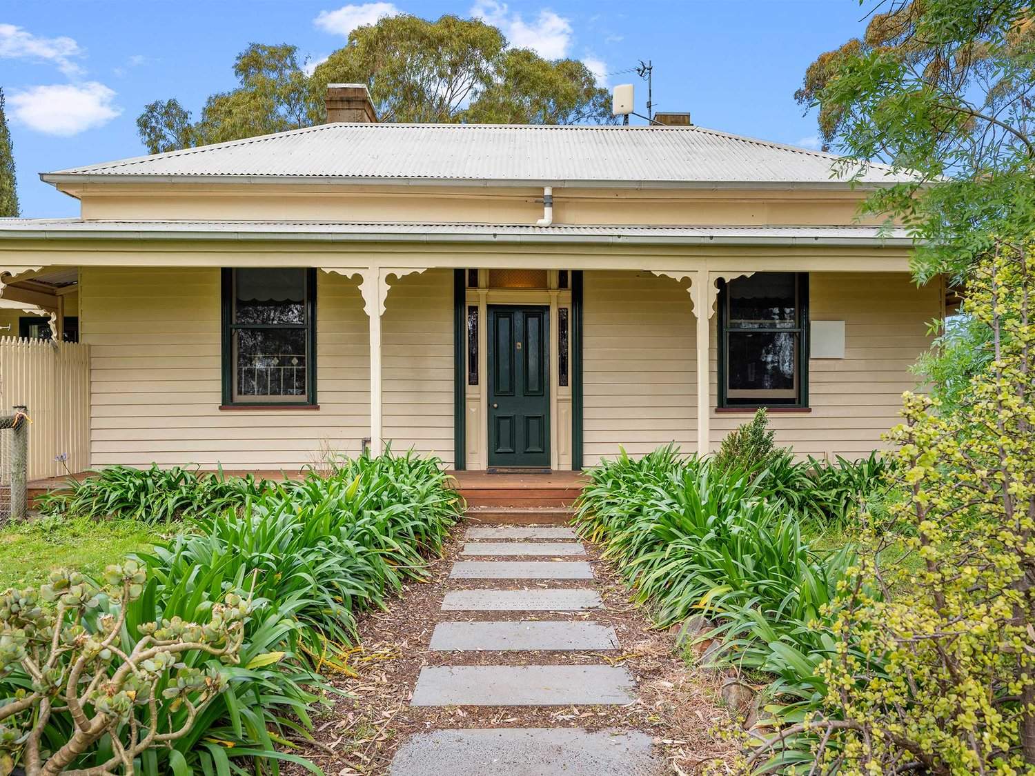3118 Hamilton Highway, Caramut For Sale by Farmbuy.com - image 4