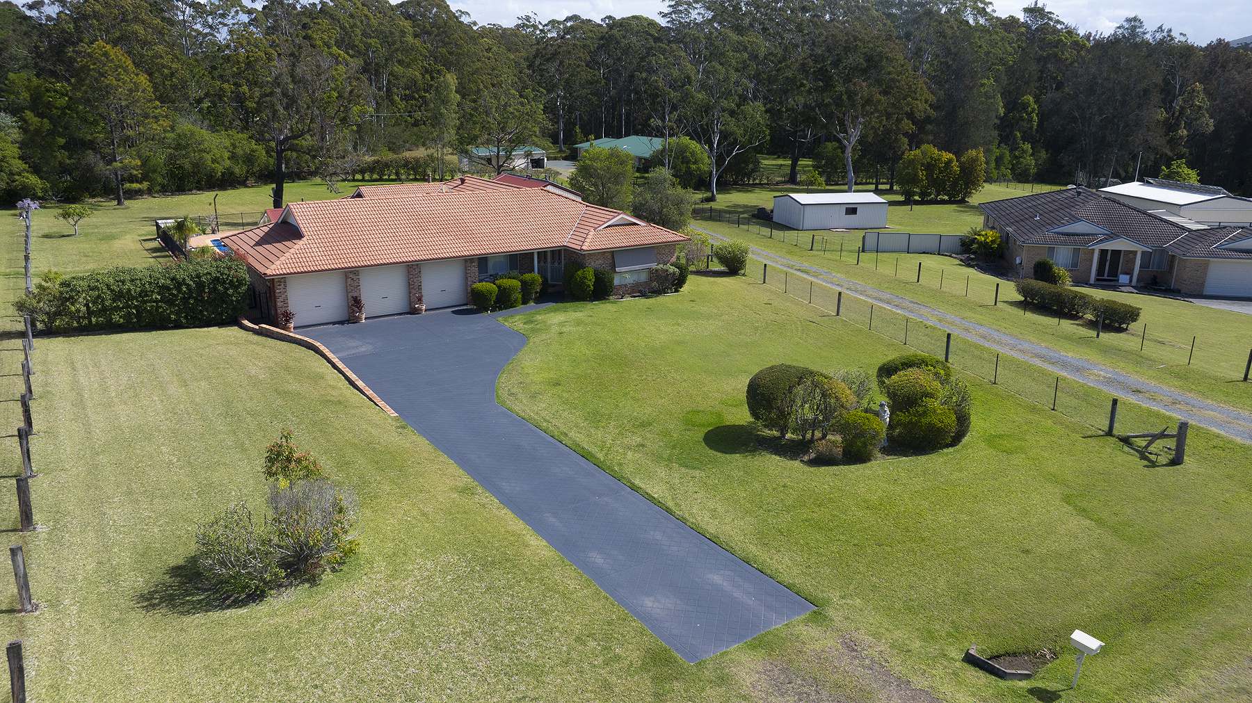310 Macrae Place, Failford Sold by Farmbuy.com - image 3