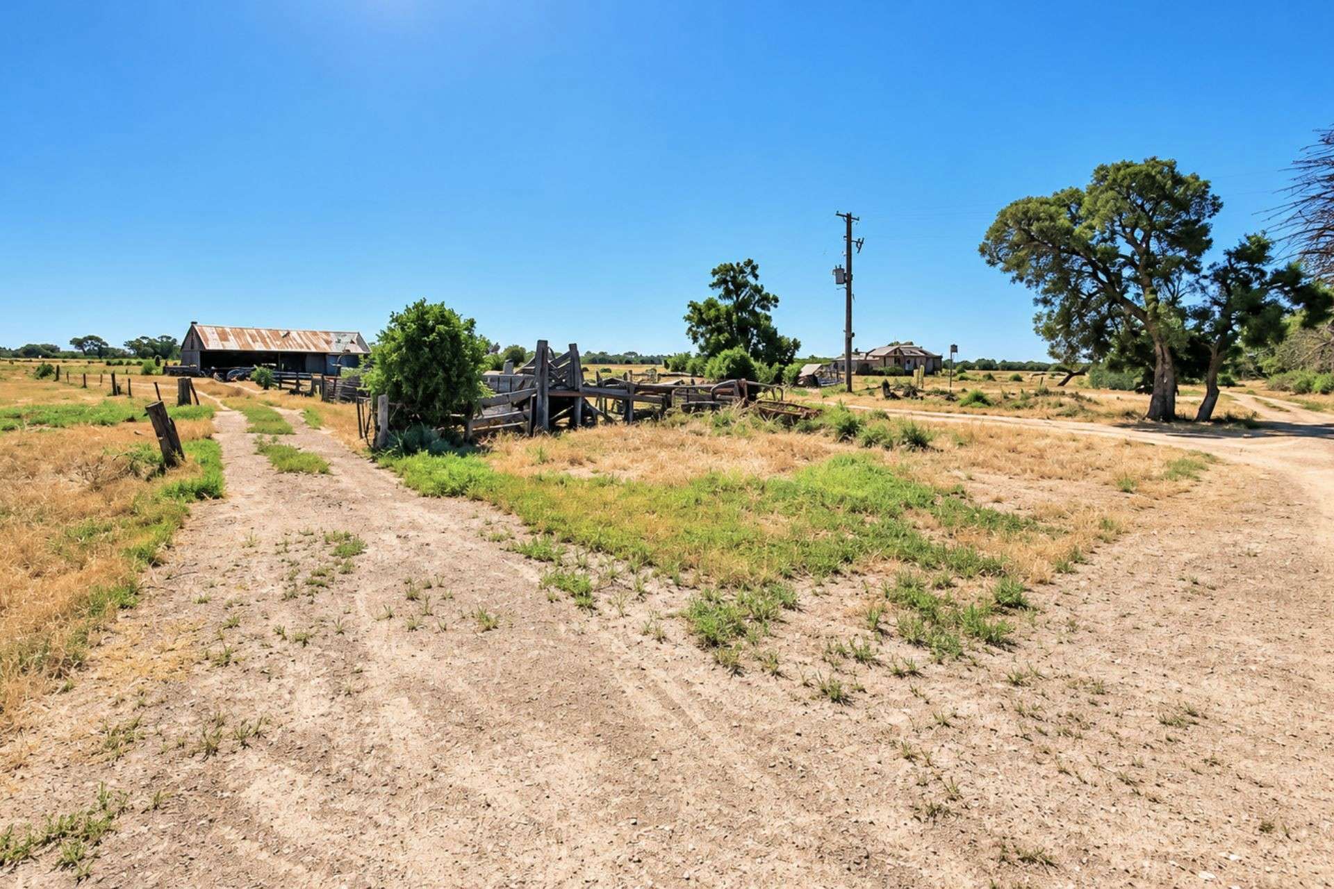 116 Maxwell Road, Milnes Bridge For Sale by Farmbuy.com - image 9