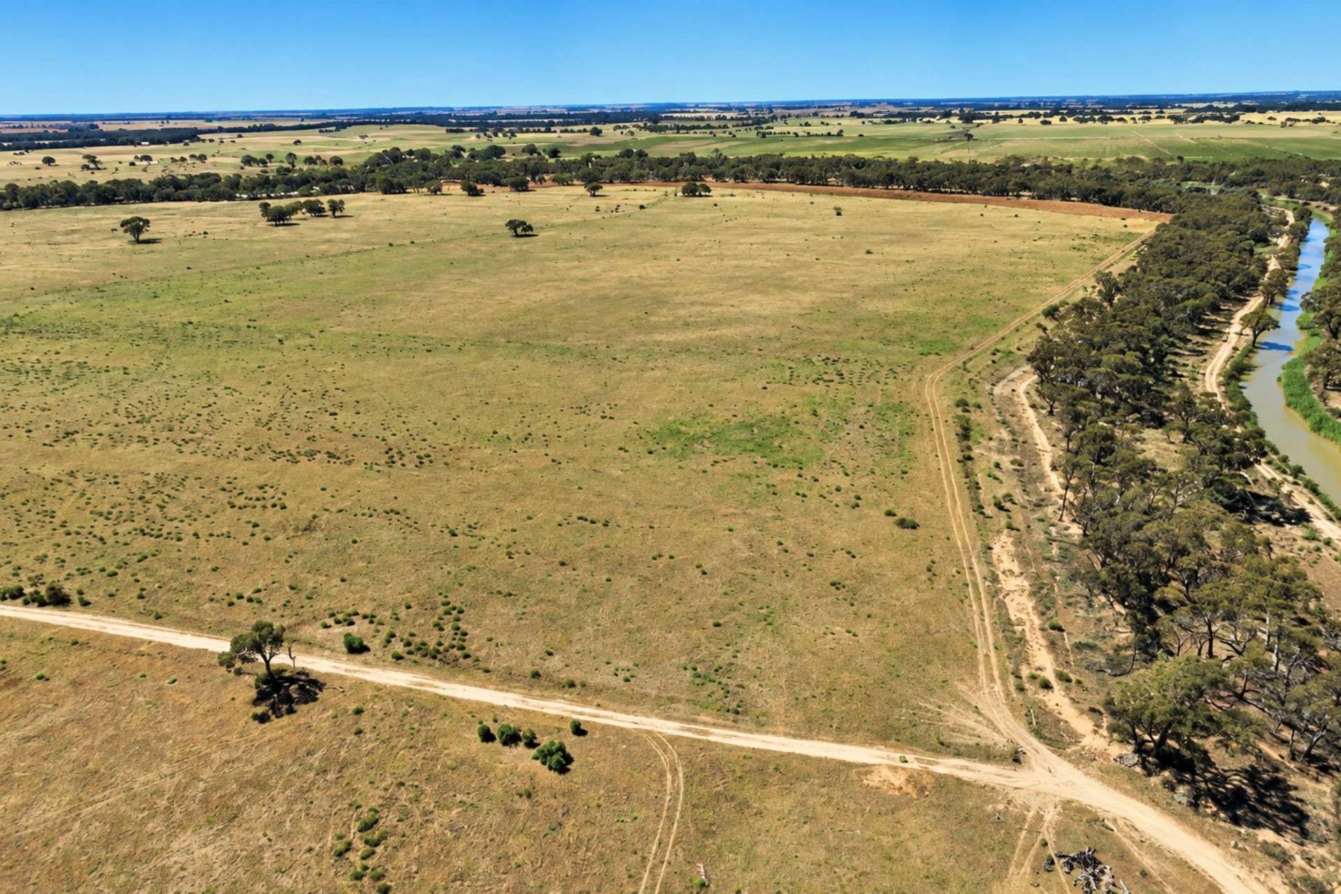 116 Maxwell Road, Milnes Bridge For Sale by Farmbuy.com - image 12