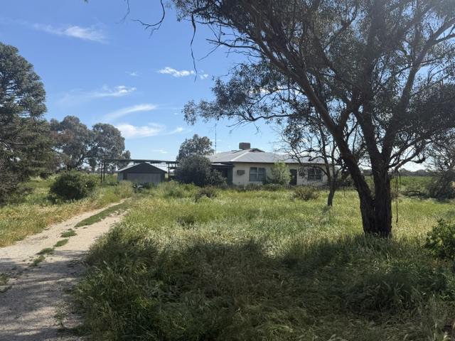 116 Maxwell Road, Milnes Bridge For Sale by Farmbuy.com - image 12