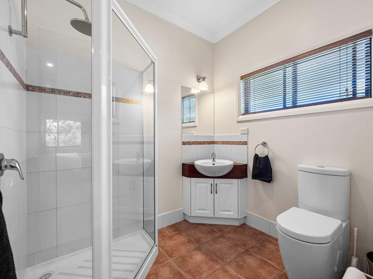 77 Clarke Street, Branxholme For Sale by Farmbuy.com - image 17