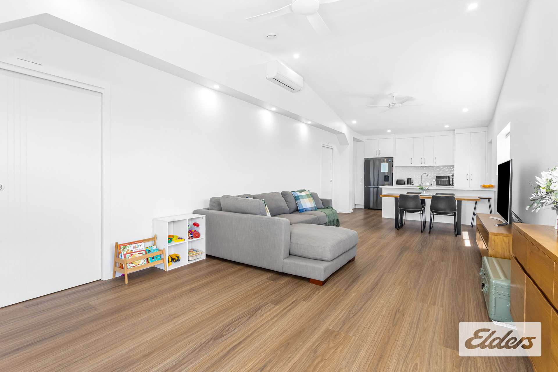 585 Greenlake Rd, Sandringham For Sale by Farmbuy.com - image 10