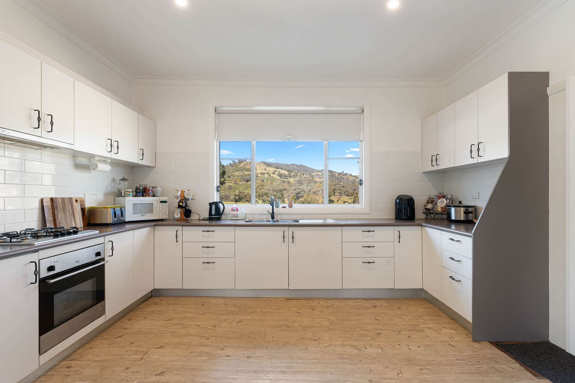 2246 Greenmantle Road, Bigga Auction by Farmbuy.com - image 3