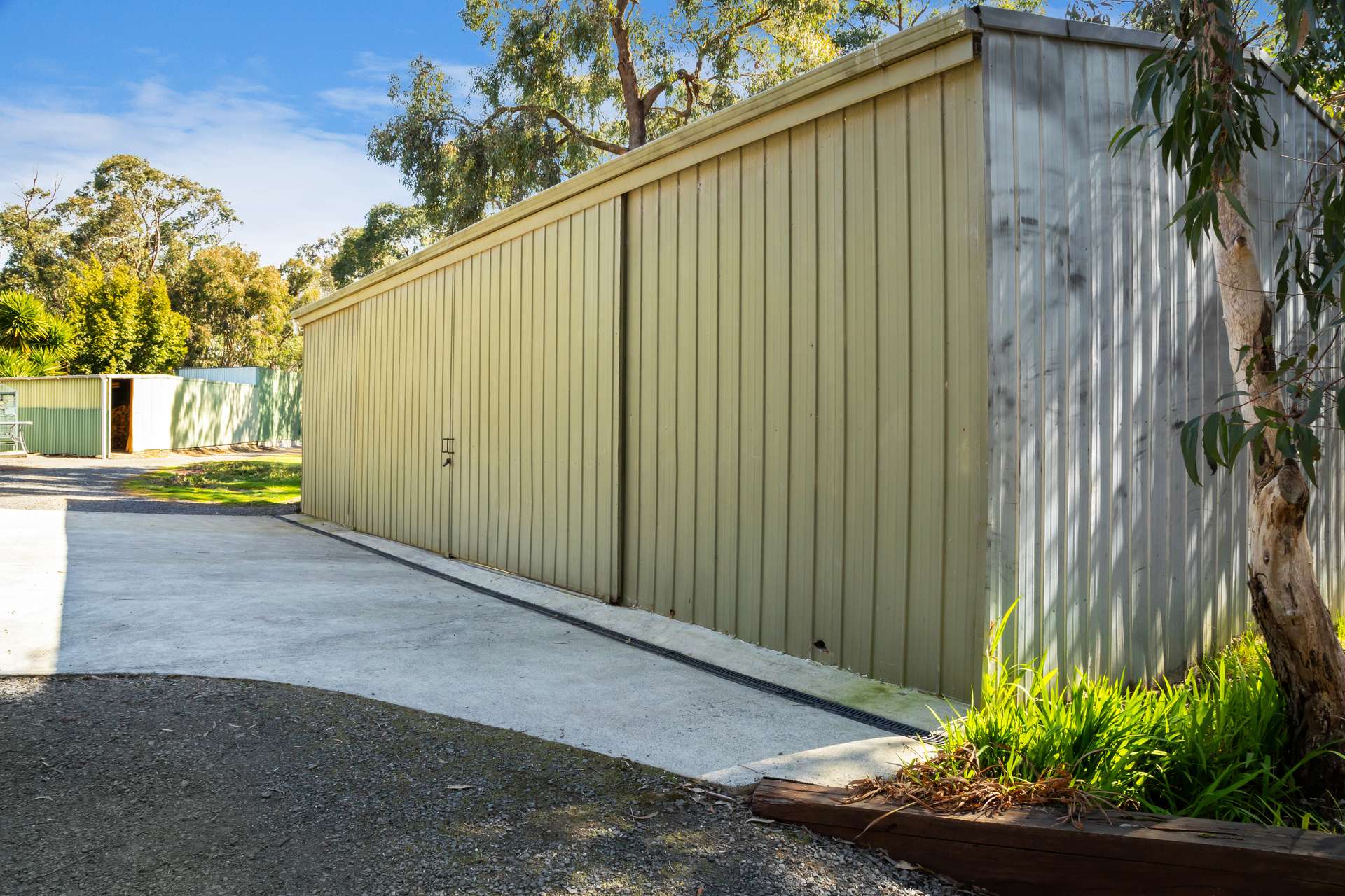96 Knights Road, Hillcrest For Sale by Farmbuy.com - image 3