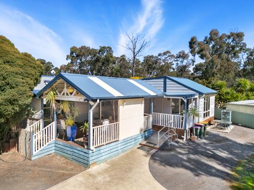 96 Knights Road, Hillcrest VIC 3351