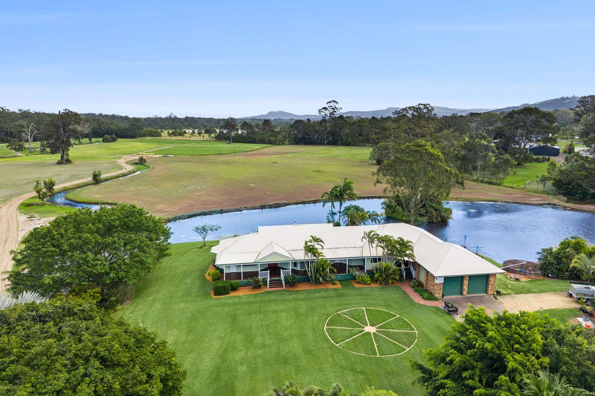 21 Ballantyne Court, Glenview For Sale by Farmbuy.com - image 2