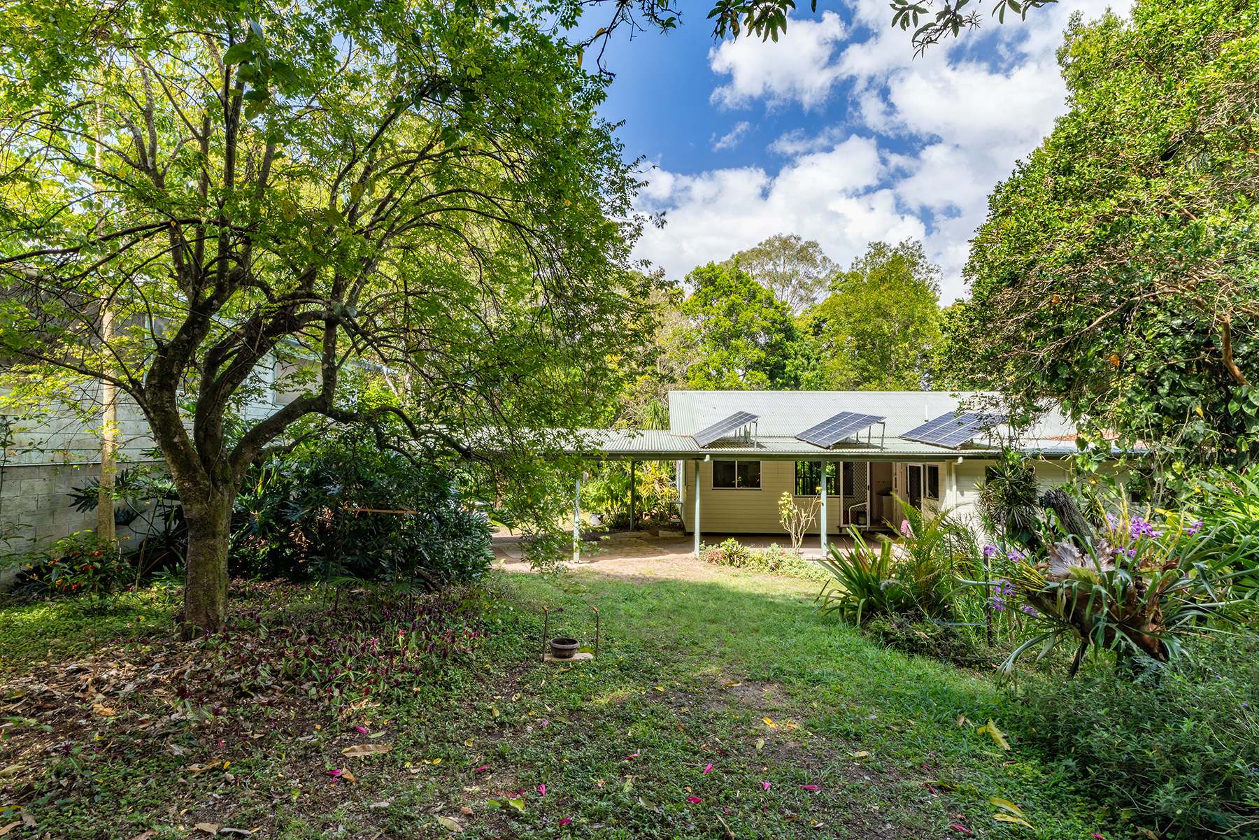 40 Reids Road, West Woombye For Sale by Farmbuy.com - image 21