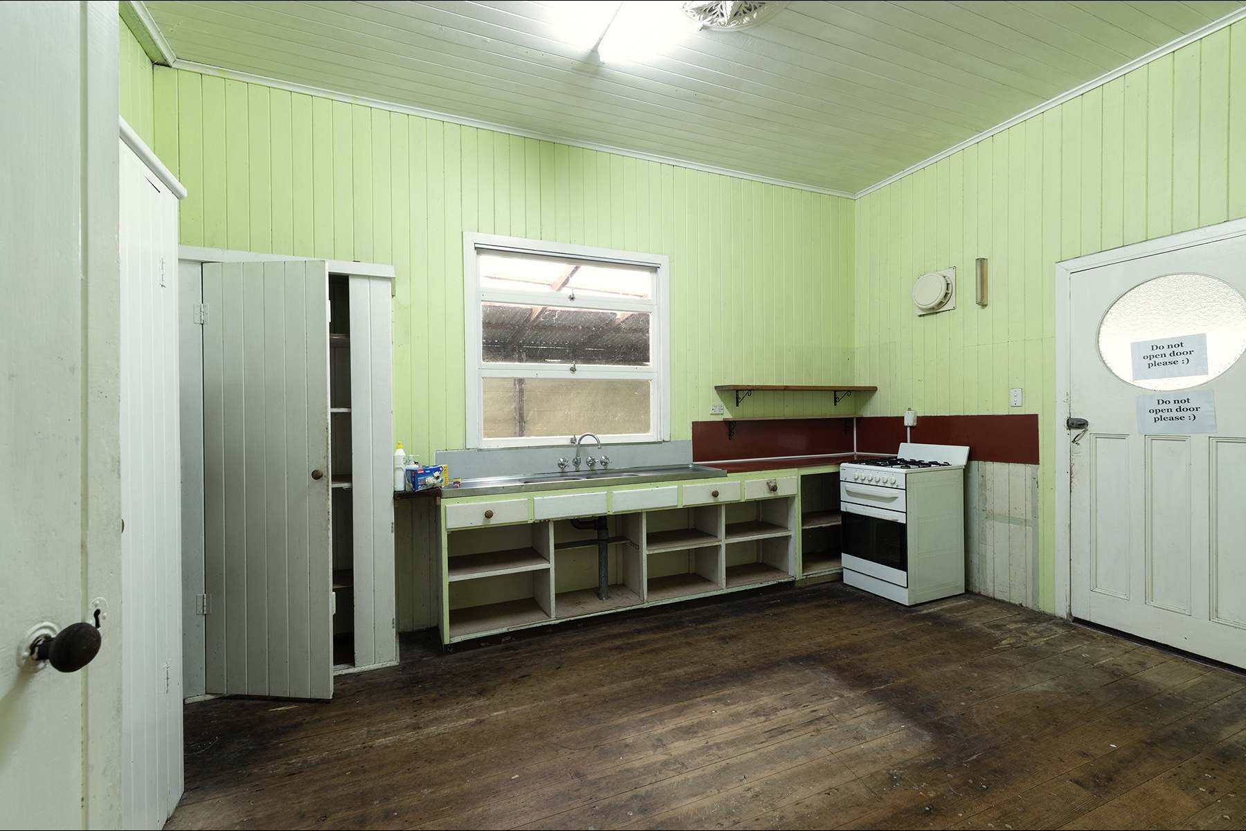 40 Reids Road, West Woombye For Sale by Farmbuy.com - image 18