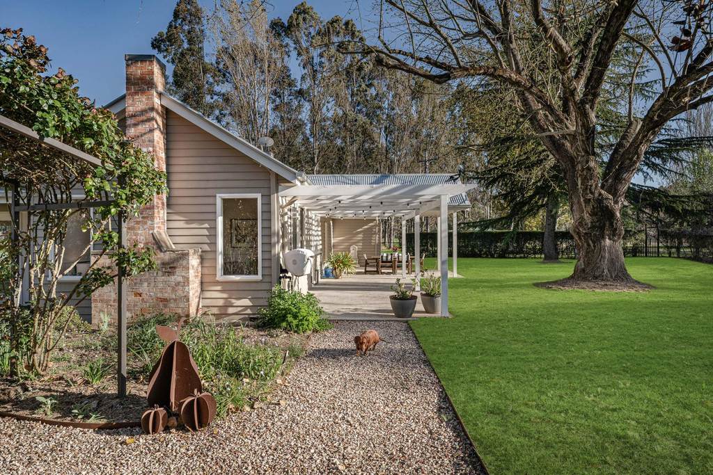 133 Jingellic Road, Holbrook NSW 2644