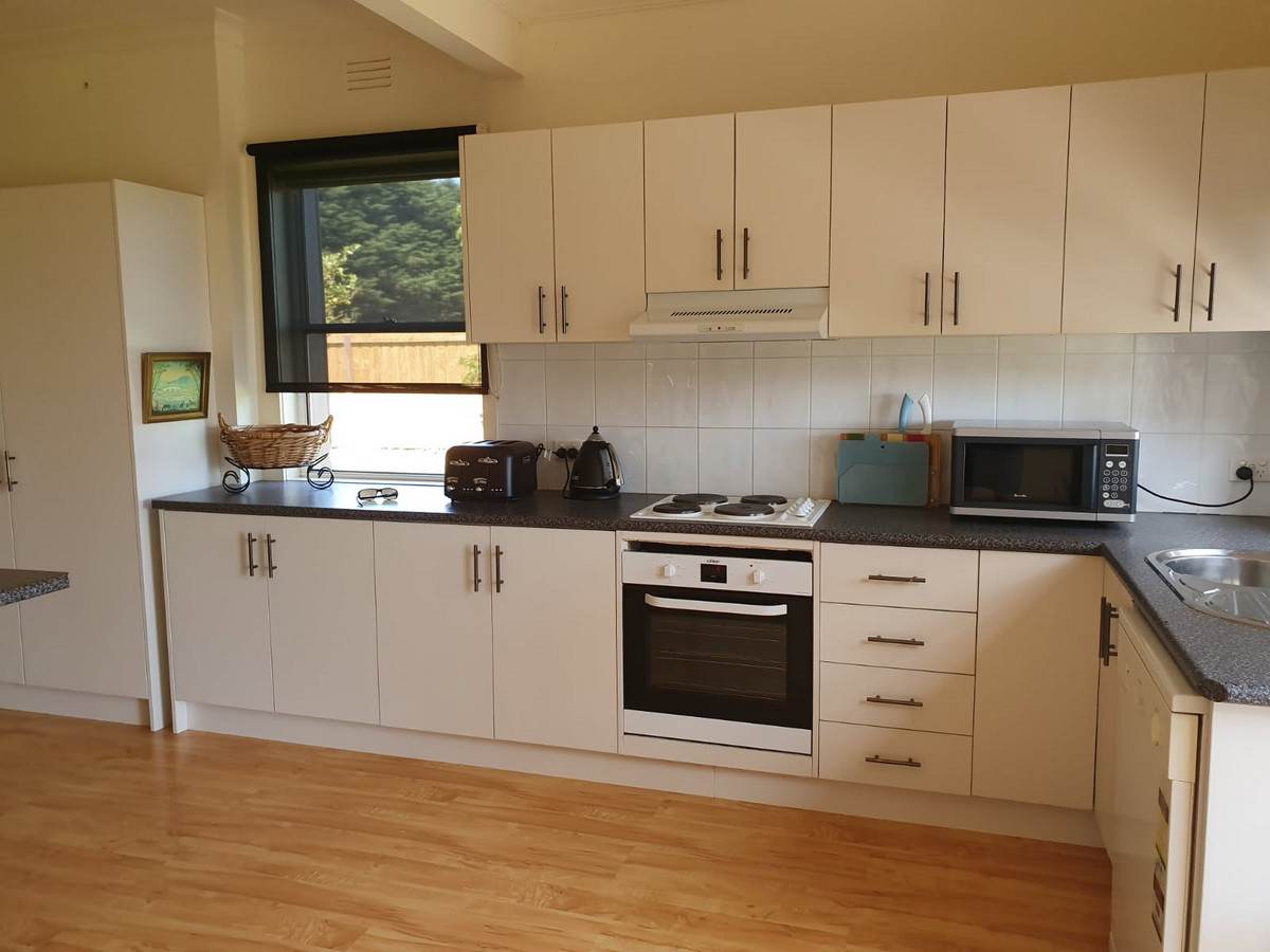 185 Greenhills Lane, Winslow For Sale by Farmbuy.com - image 27