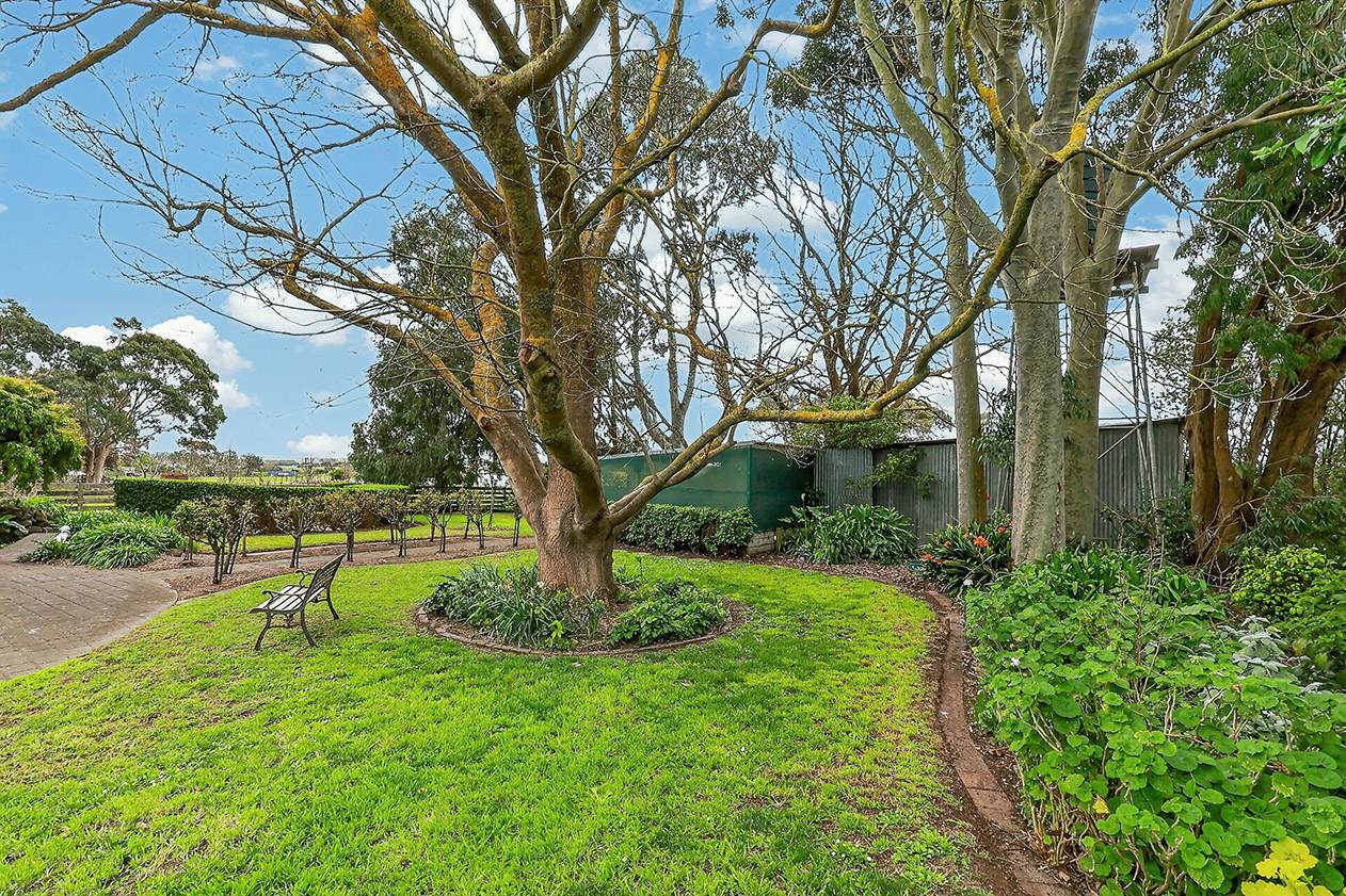 45 Obriens Lane, Koroit For Sale by Farmbuy.com - image 30