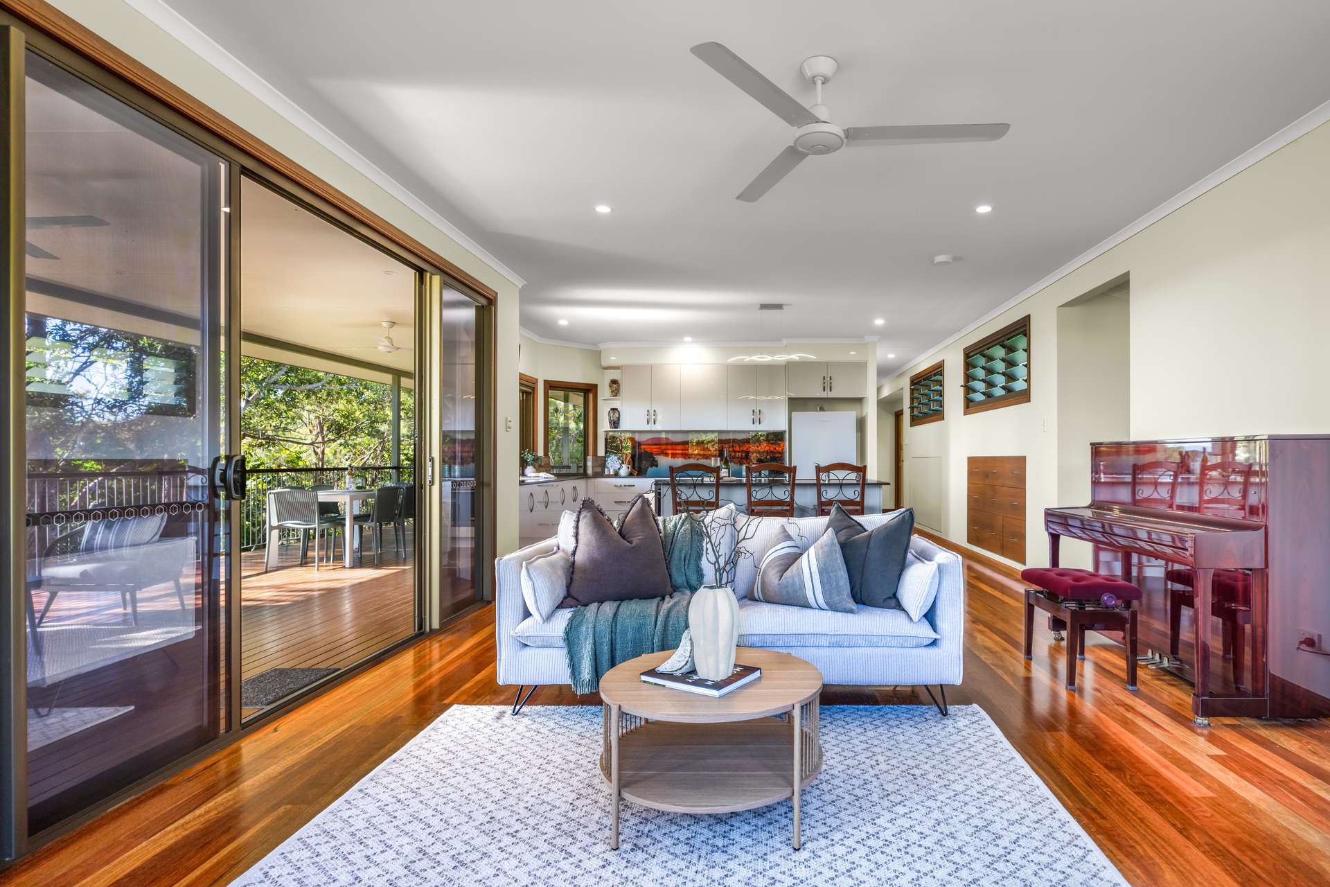 6 Vance Close, Barrine For Sale by Farmbuy.com - image 5