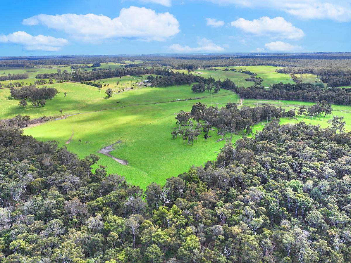 1472 Osmington Road, Osmington For Sale by Farmbuy.com - image 30
