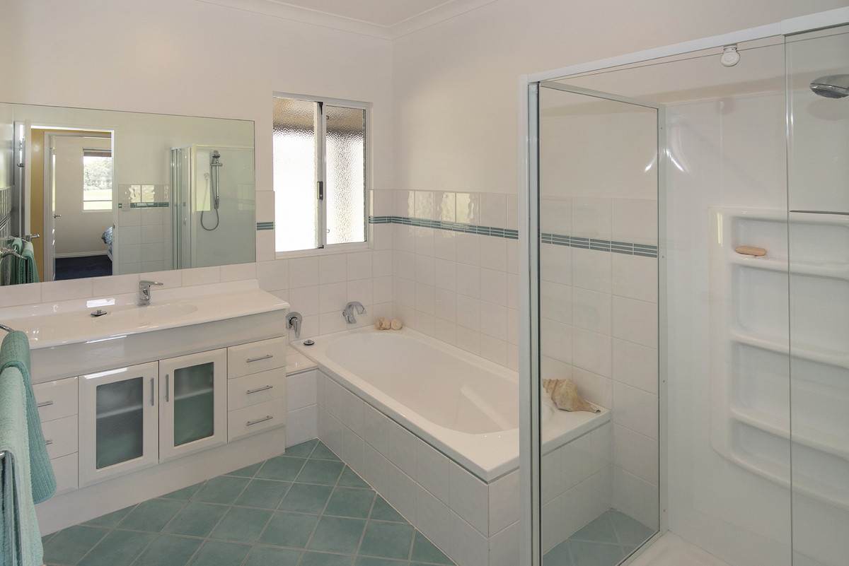 1472 Osmington Road, Osmington For Sale by Farmbuy.com - image 18