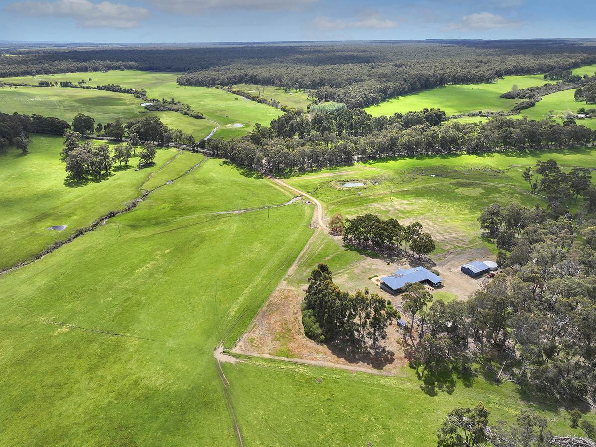 1472 Osmington Road, Osmington For Sale by Farmbuy.com - image 7
