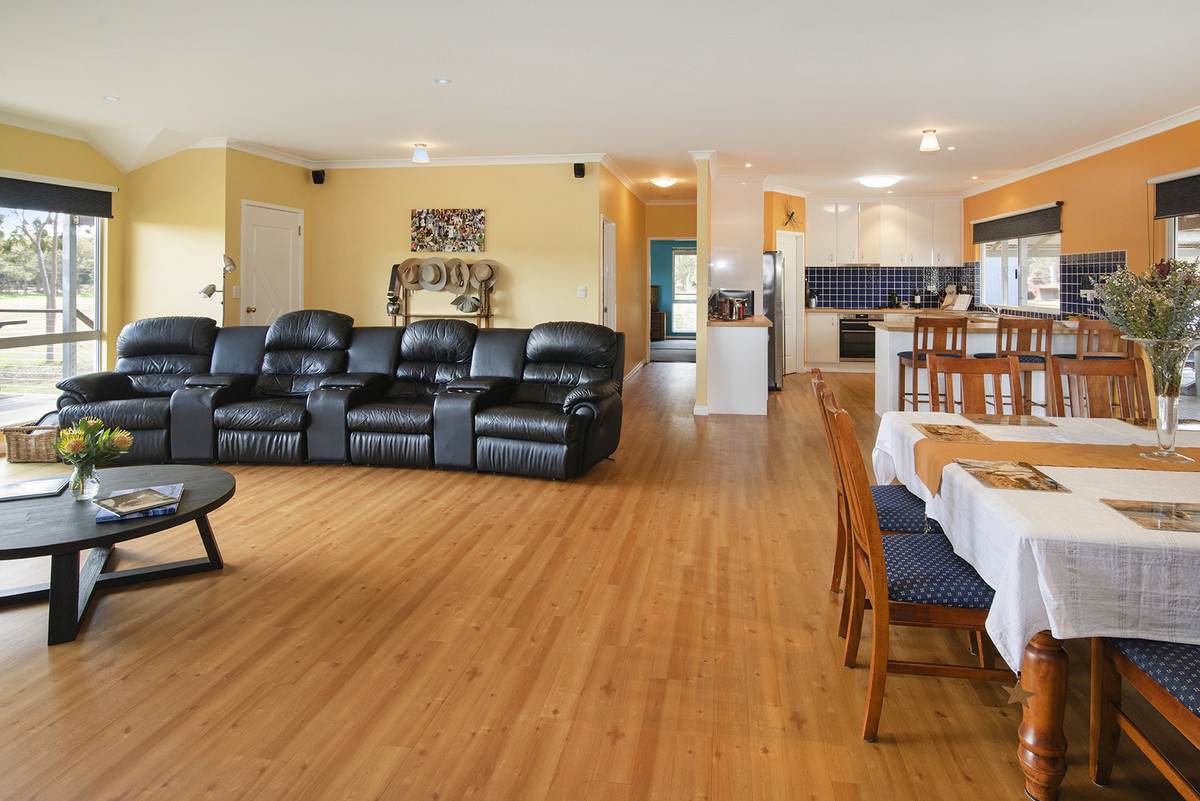 1472 Osmington Road, Osmington For Sale by Farmbuy.com - image 13