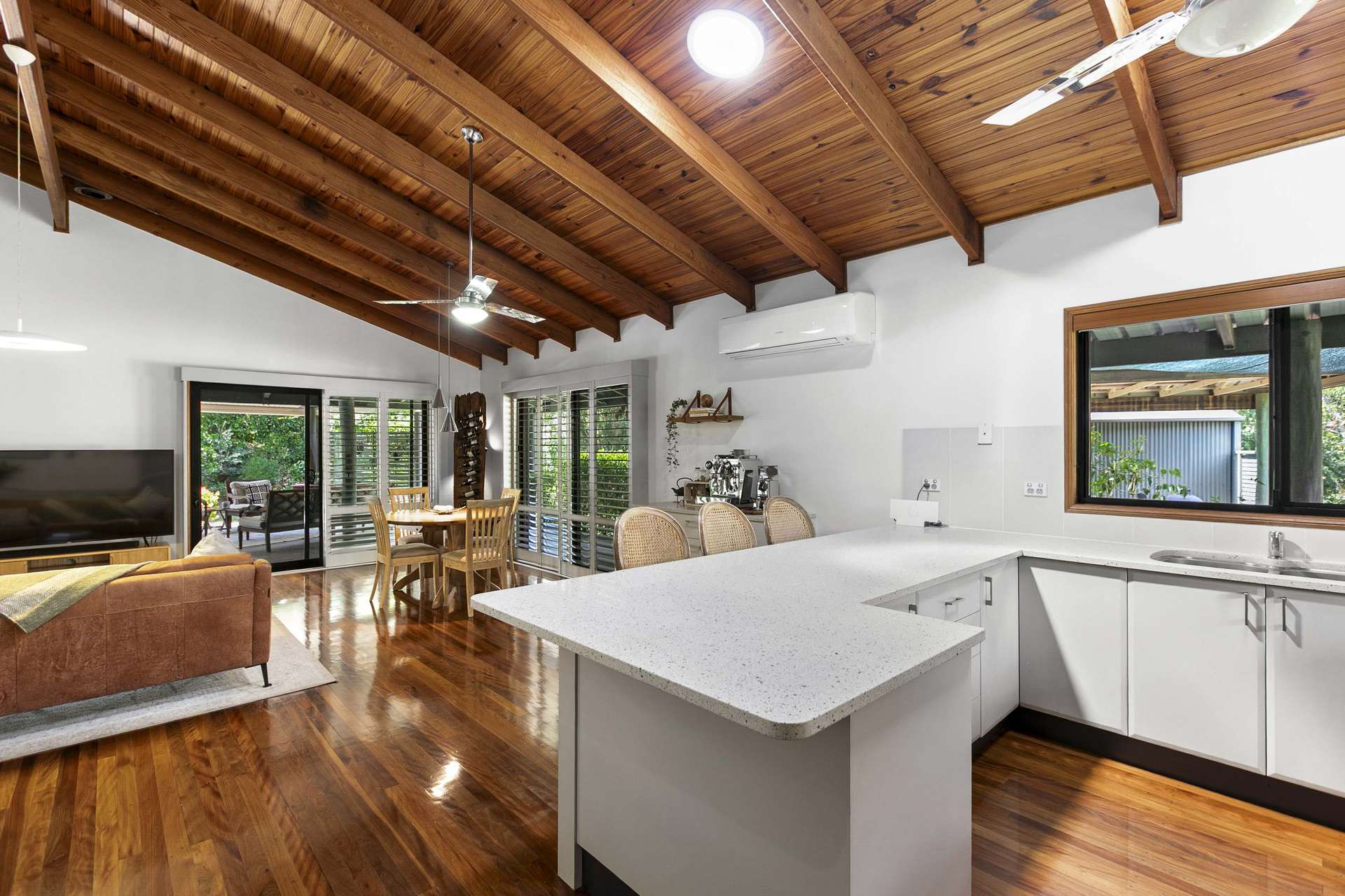 7 Windemere Road, Wondunna For Sale by Farmbuy.com - image 7