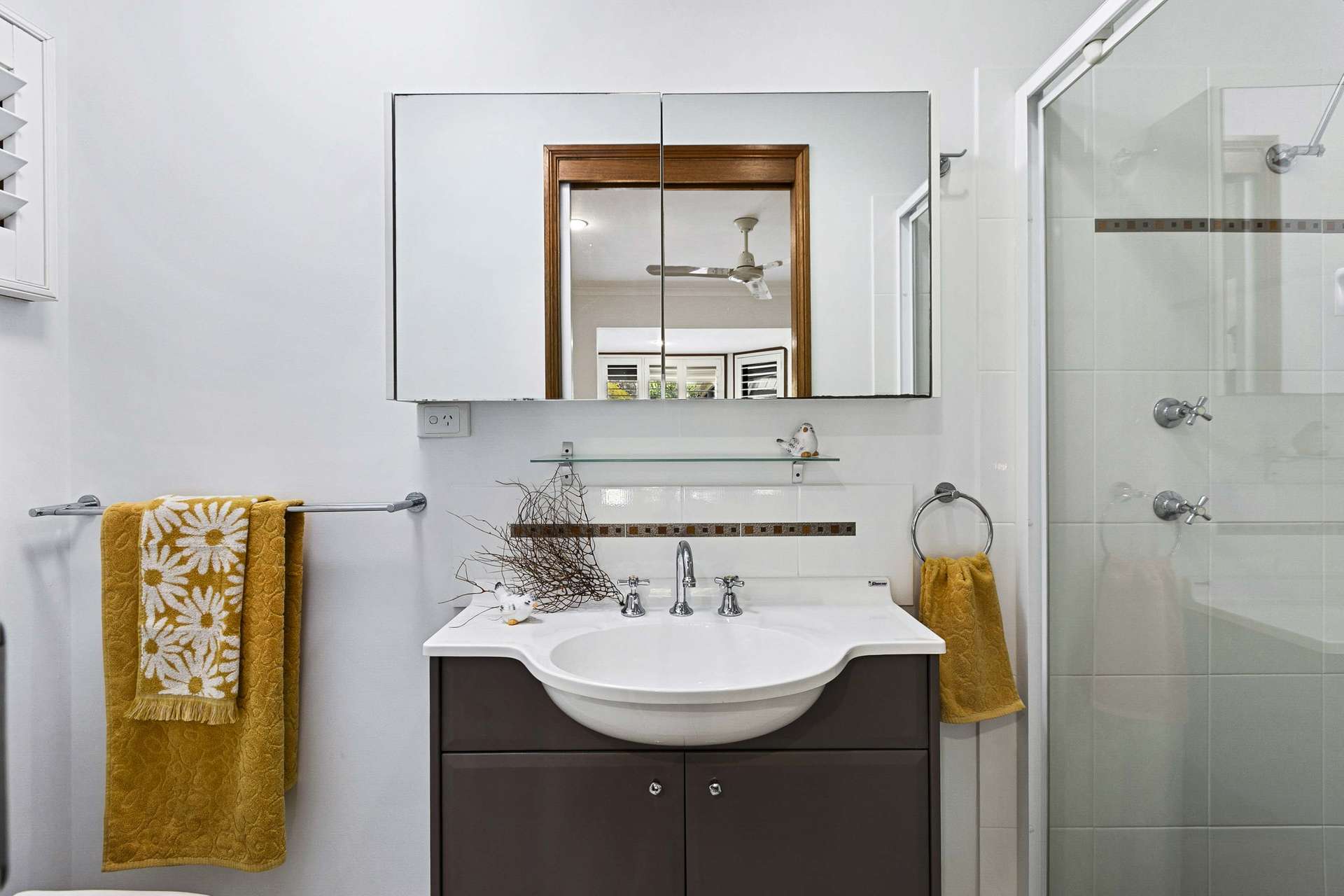 7 Windemere Road, Wondunna For Sale by Farmbuy.com - image 16