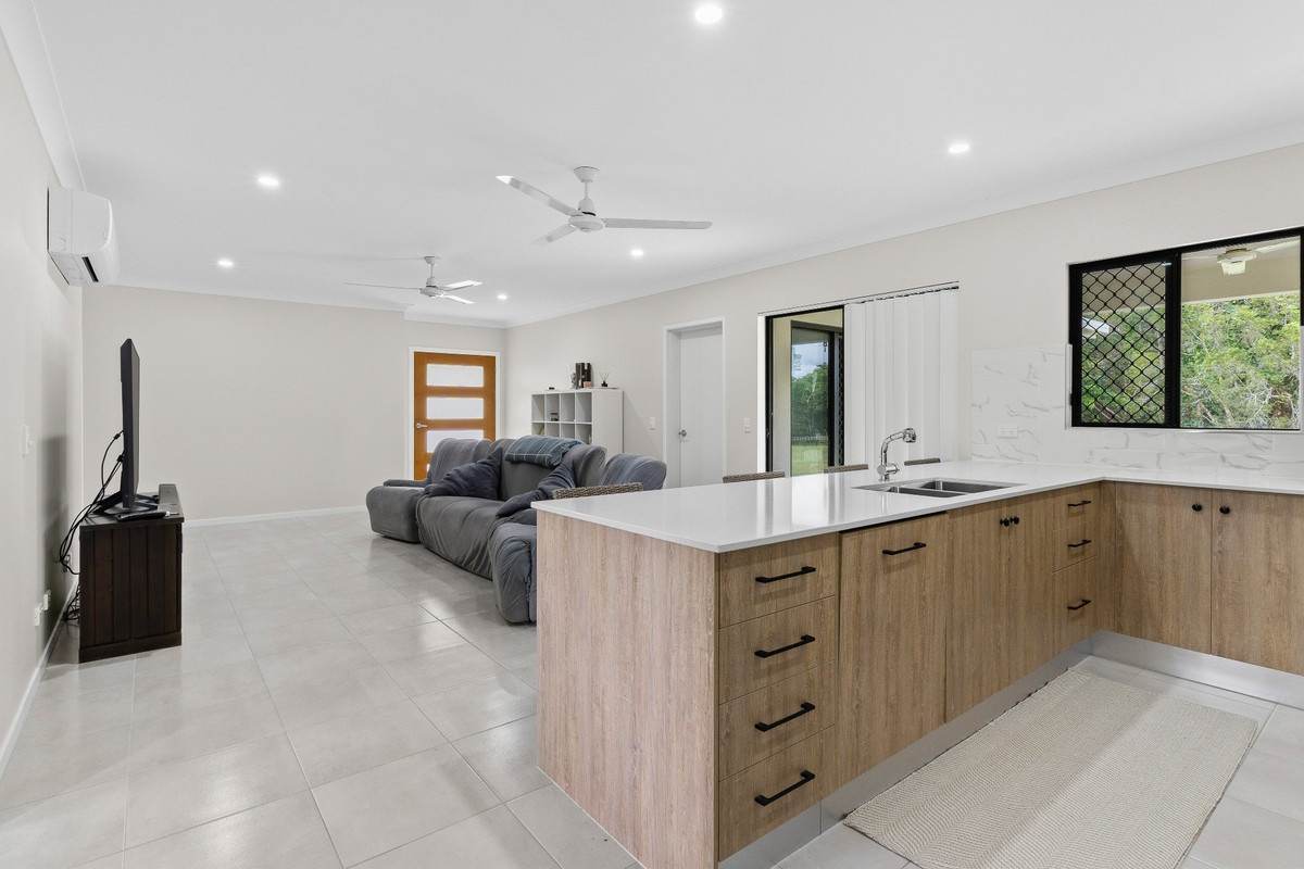 1601 Bramston Beach Road, Bramston Beach For Sale by Farmbuy.com - image 10