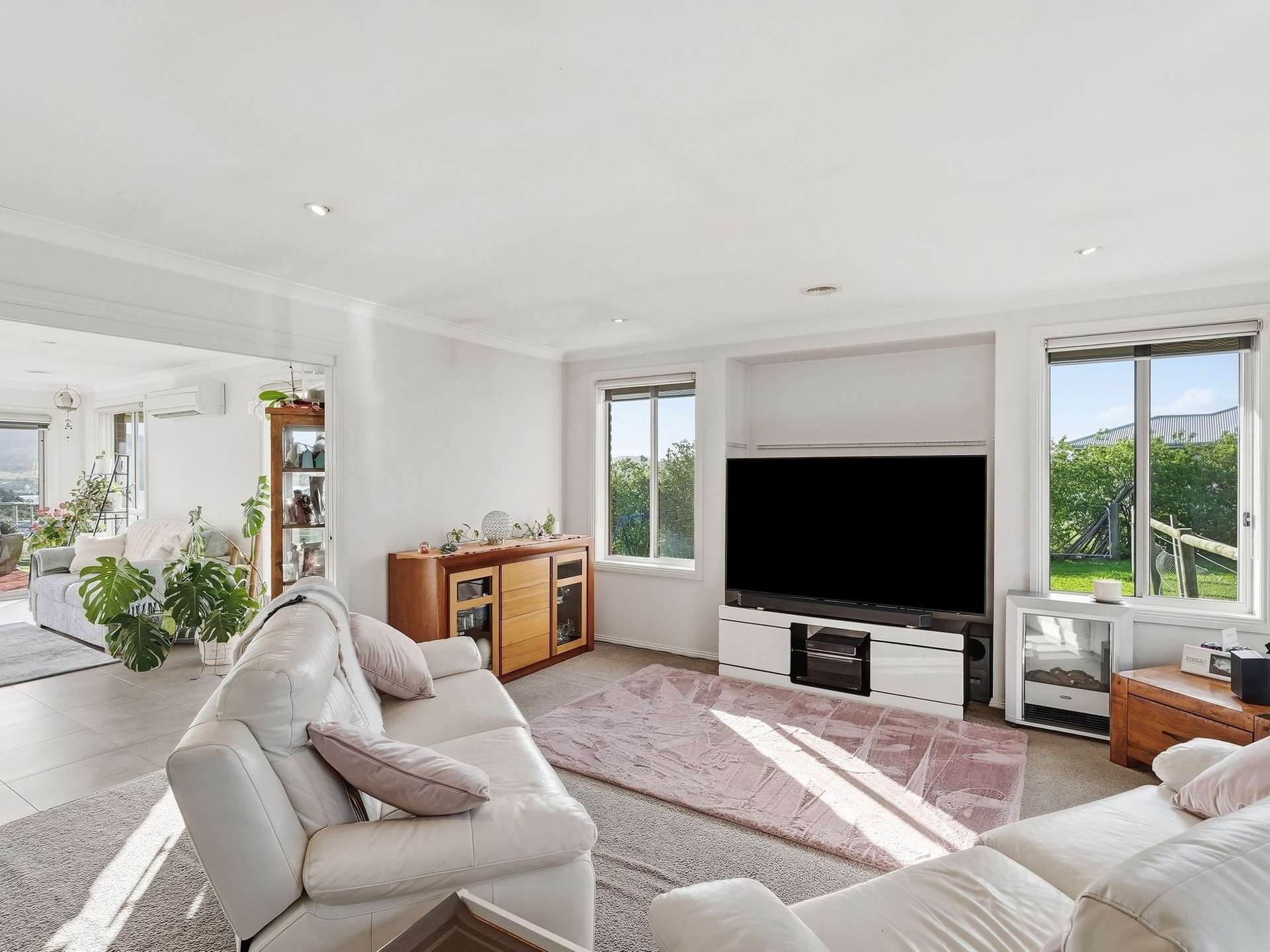 8 Rachel Crescent, Old Beach For Sale by Farmbuy.com - image 11