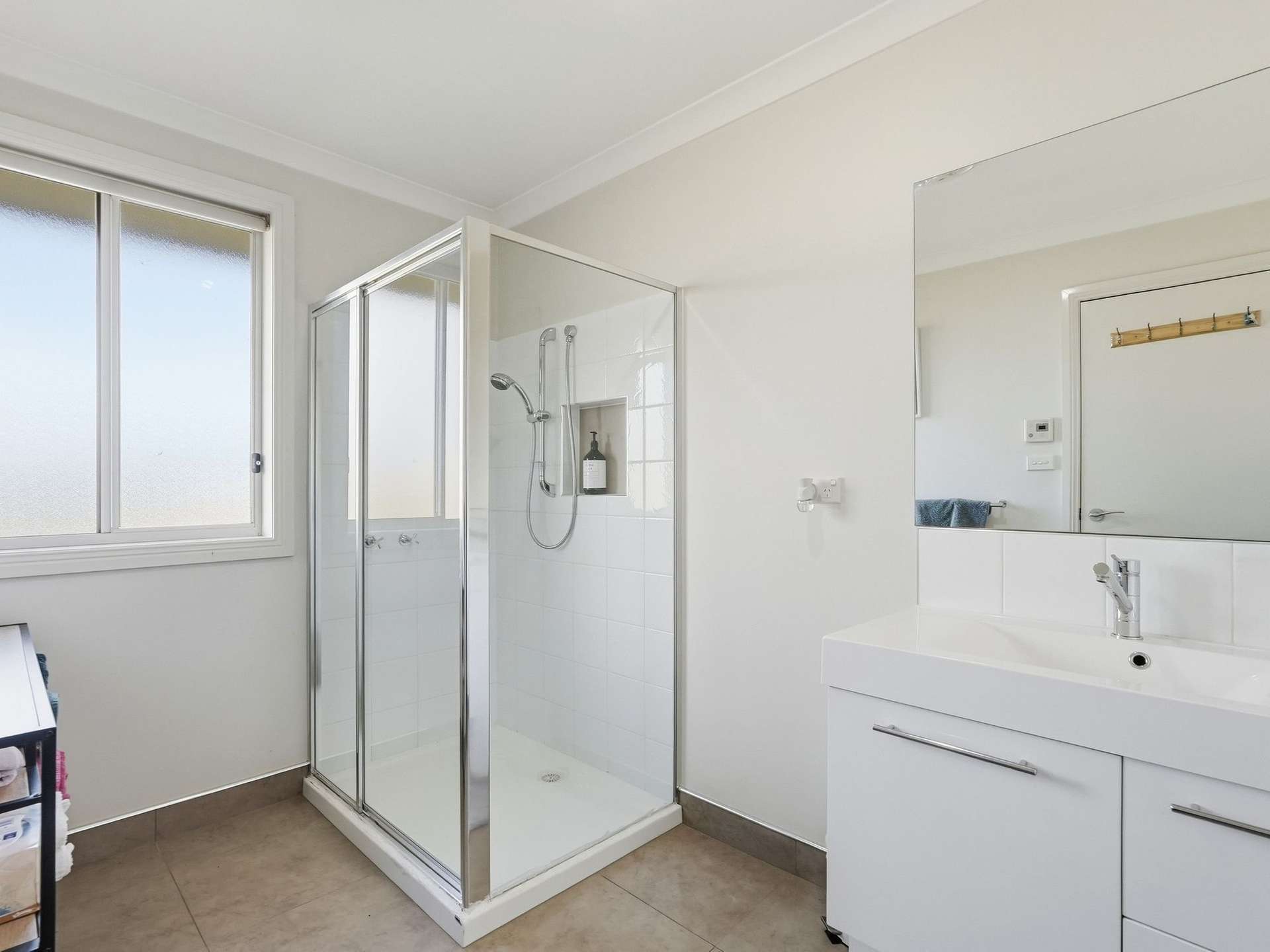 8 Rachel Crescent, Old Beach For Sale by Farmbuy.com - image 18
