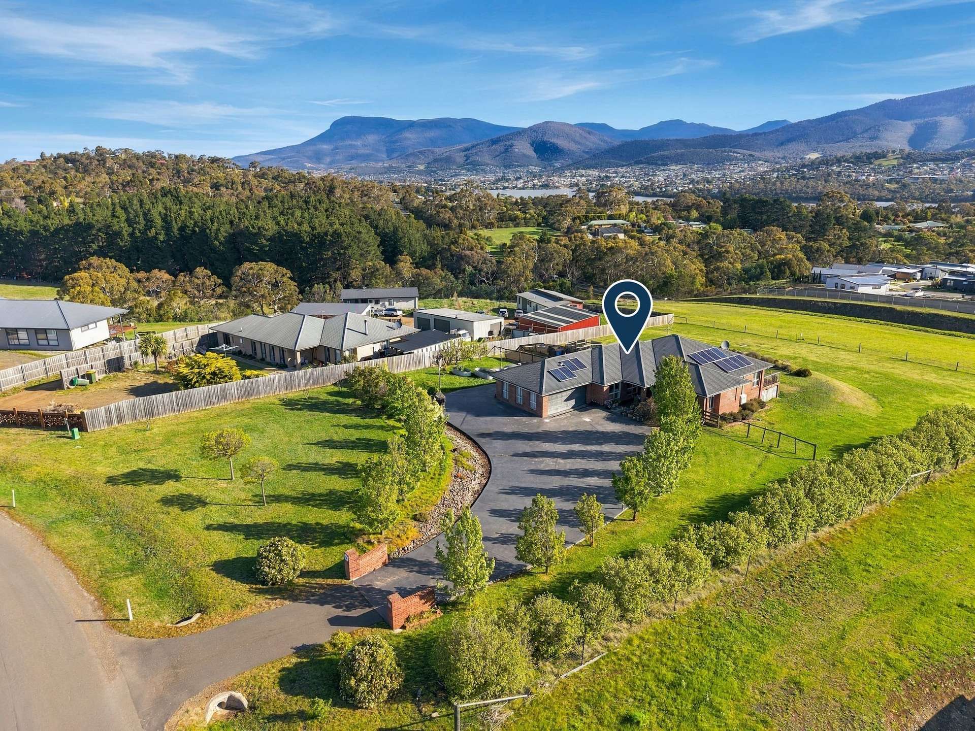 8 Rachel Crescent, Old Beach For Sale by Farmbuy.com - image 29