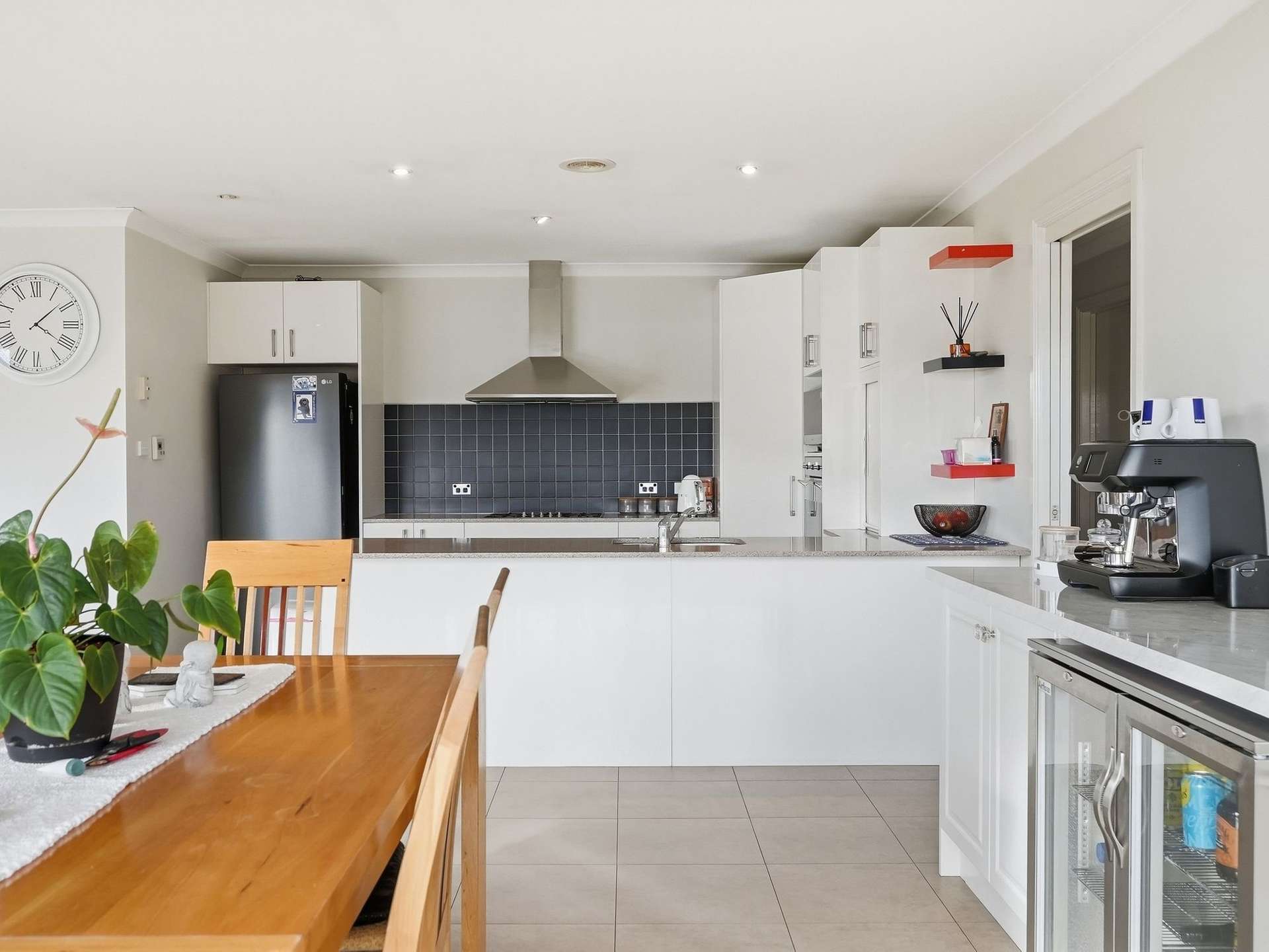 8 Rachel Crescent, Old Beach For Sale by Farmbuy.com - image 6