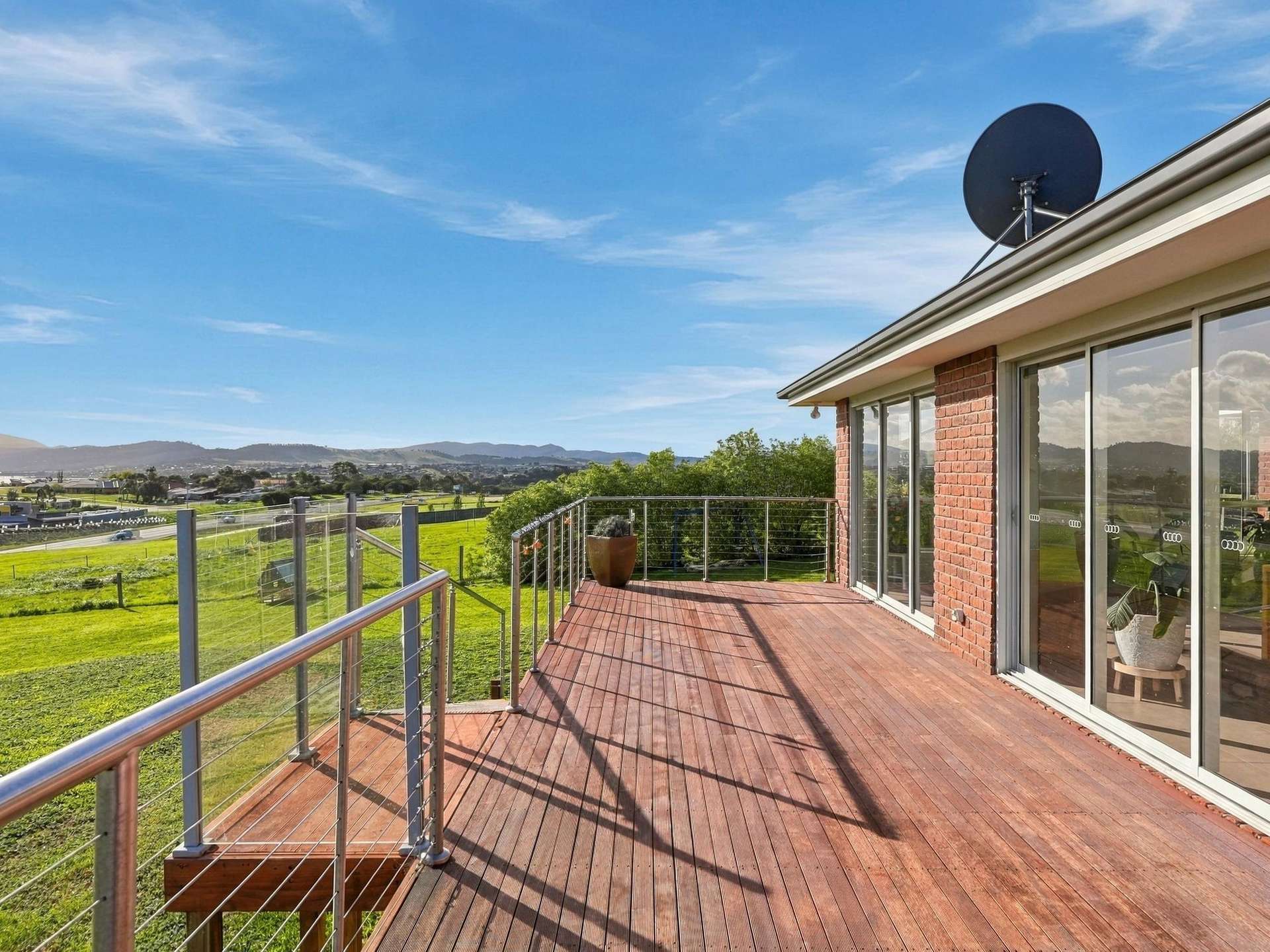 8 Rachel Crescent, Old Beach For Sale by Farmbuy.com - image 19