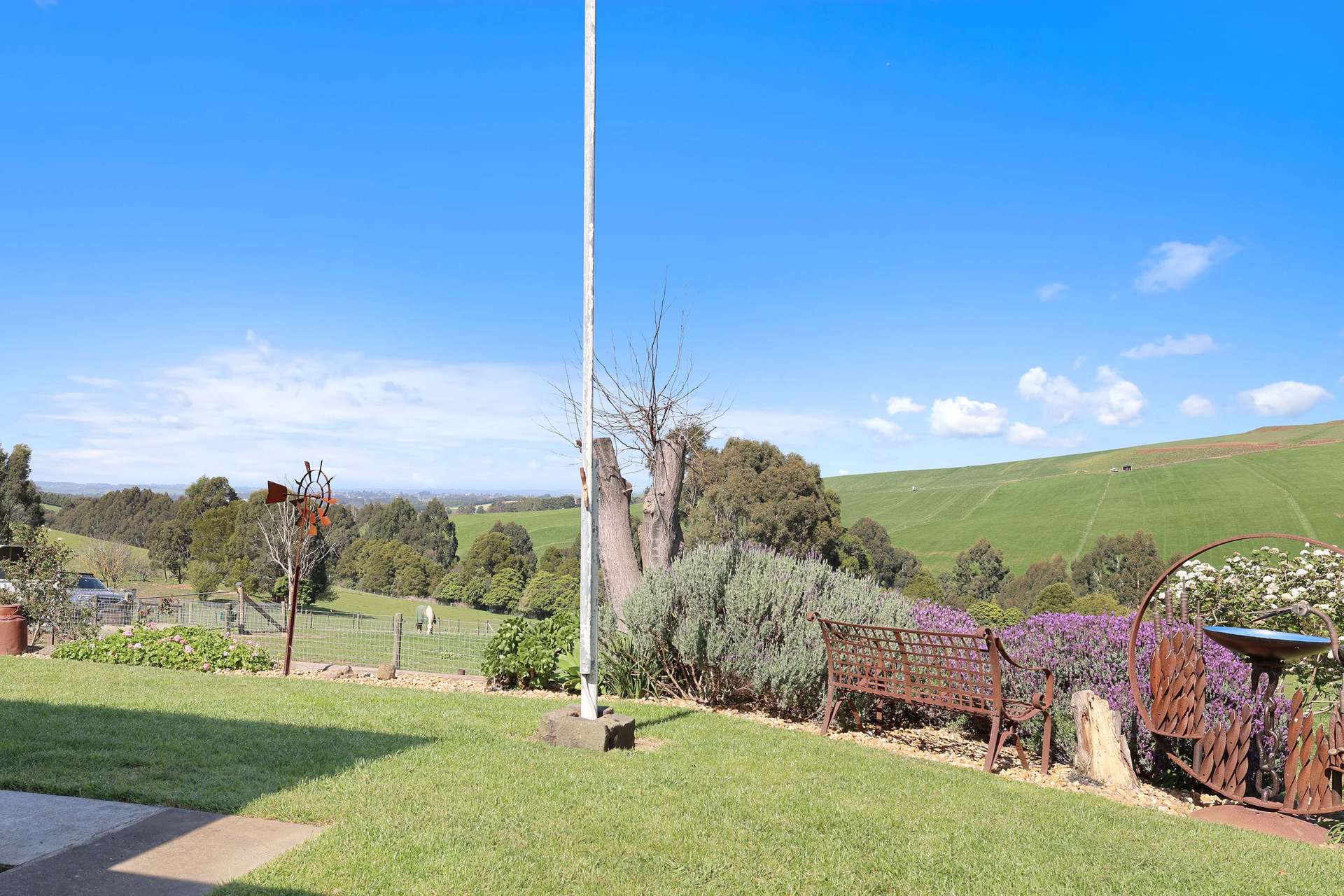 550 Wild Dog Valley Road, Leongatha North For Sale by Farmbuy.com - image 4