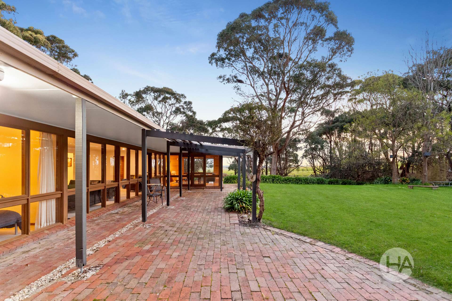 1630 Inverloch Venus Bay Road, Tarwin Lower For Sale by Farmbuy.com - image 2