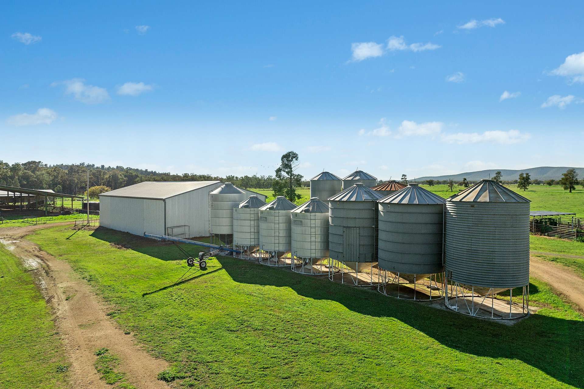 3130 Adelargo Road, Grenfell For Sale by Farmbuy.com - image 3