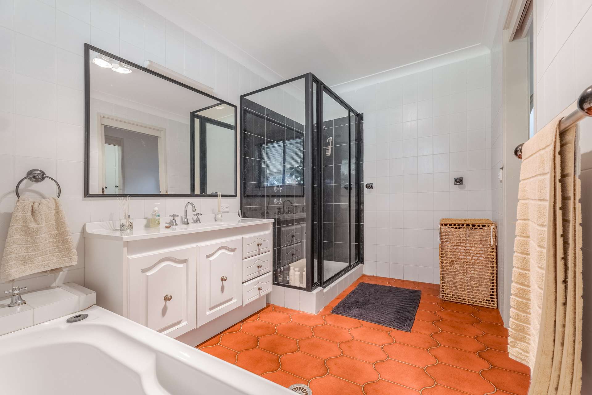 36R Peak Hill Road, Dubbo For Sale by Farmbuy.com - image 8