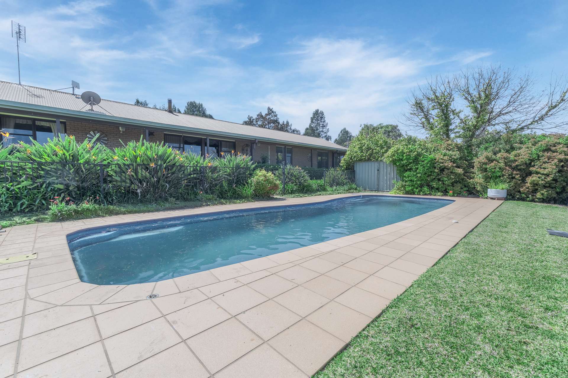 36R Peak Hill Road, Dubbo For Sale by Farmbuy.com - image 2