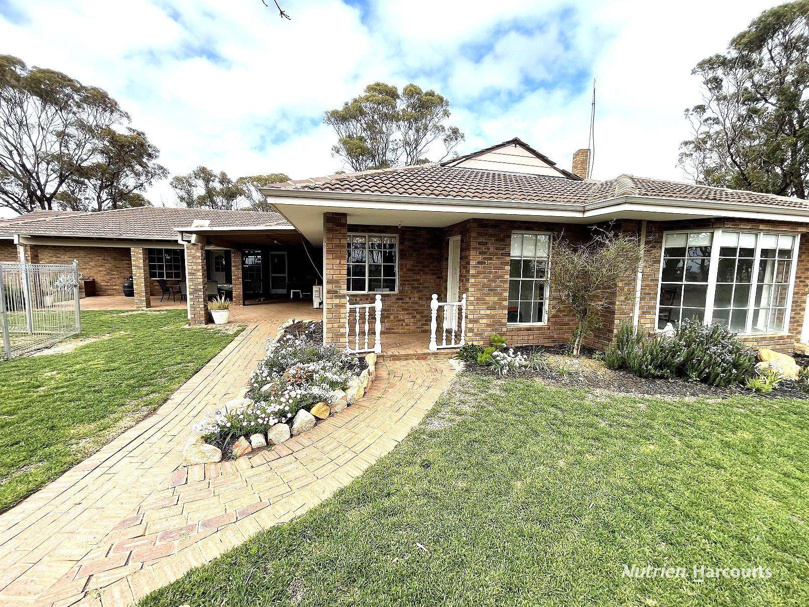 240 Corrigin-Narembeen Road, Corrigin For Sale by Farmbuy.com - image 6